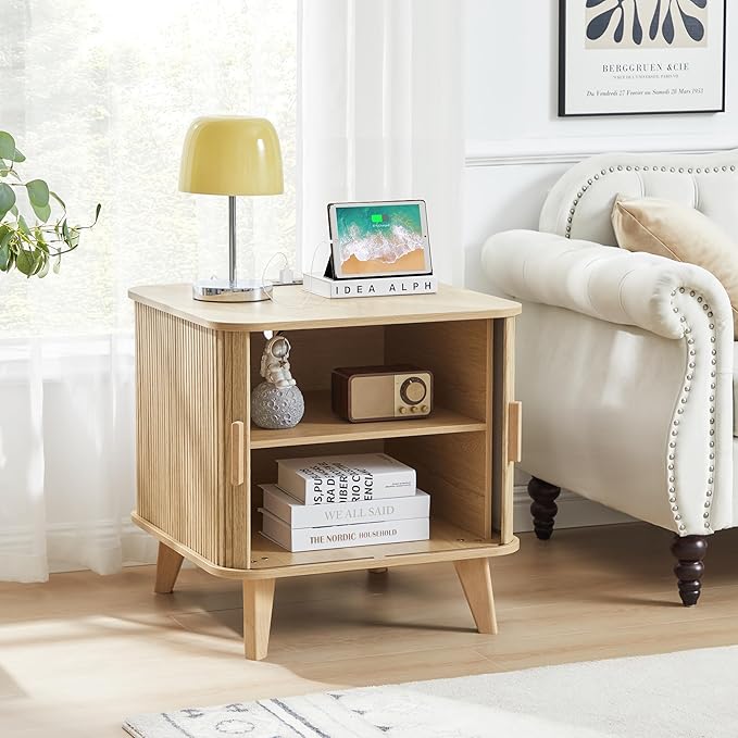 Farmhouse Square End Table with Charging Station, 24