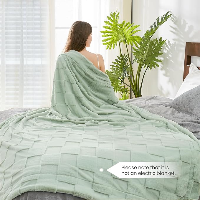 Cozy Bliss Checkered White Faux Rabbit Fur Throw Blanket, Soft Fuzzy Fluffy Minky Cream Furry Blankets for Couch, Bed (Sage Green, King(108
