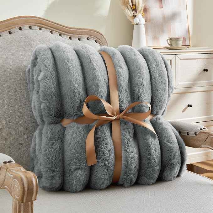 BEDELITE Faux Fur Throw Blanket for Couch, Soft and Cozy Luxurious 3D Striped Fluffy Blanket, 770GSM Thick Warm Plush Fuzzy Faux Rabbit Fur Blanket for Women Gift (Crey, 50