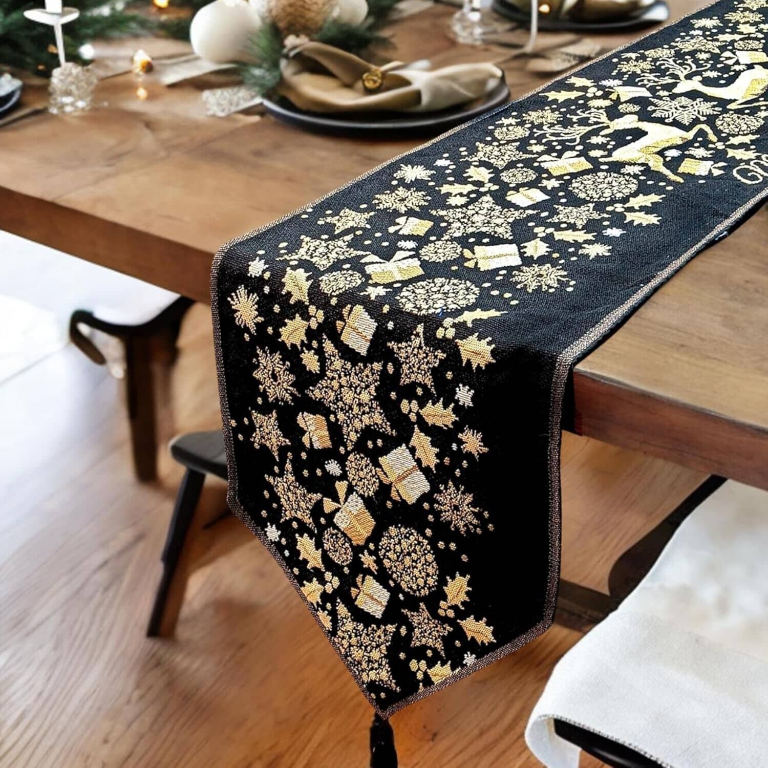 DaDa Bedding Magical Golden Reindeer Woven Tapestry Dining Table Runner (18272)