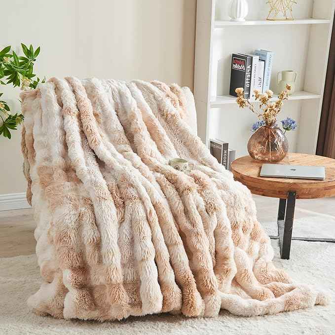 RYNGHIPY Faux Rabbit Fur Bed Throws Fluffy Warm Throw Blanket for Sofa Couch Soft Plush Decorative Blanket Thick and Heavy Cute Bubble Furry Blanket (Light Tan, 51''x63'')