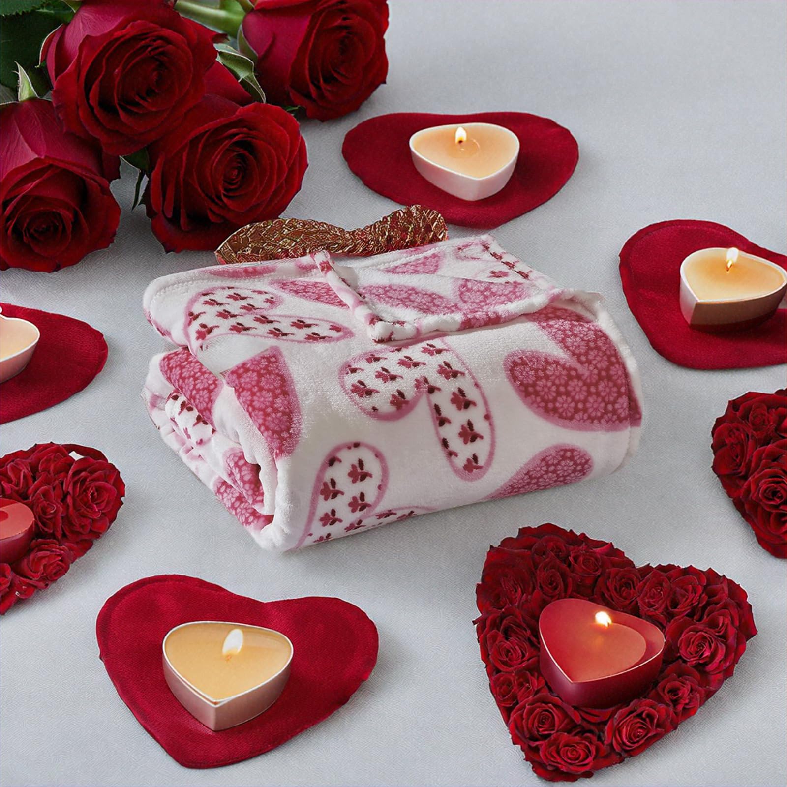 Decor & More Amor Eterno Be Mine Love Collection Valentine's Day Heart Ultra Plush Throw Blanket (50