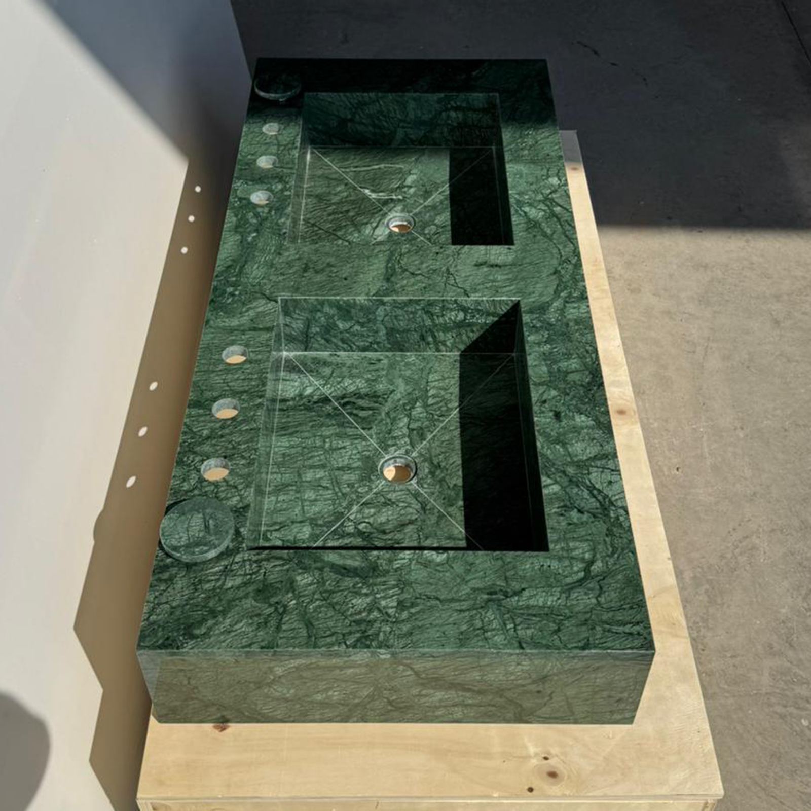 Handcrafted Verde Guatemala Marble Custom Double Sink (Ns-105)