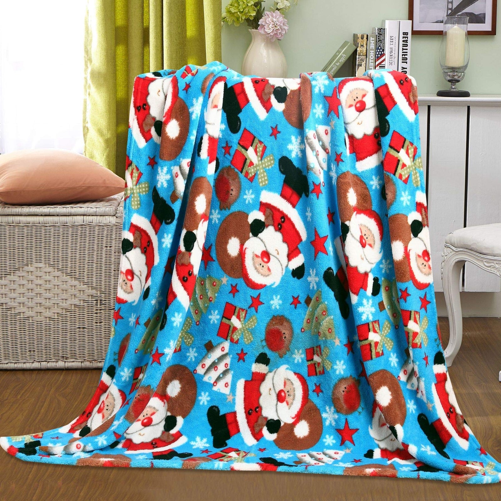 Decor & More Home Essentials Christmas Throw