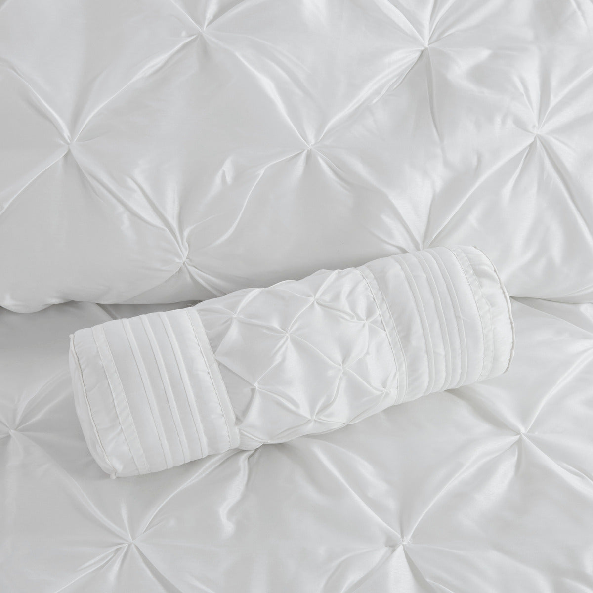 7 Piece Tufted Comforter Set White