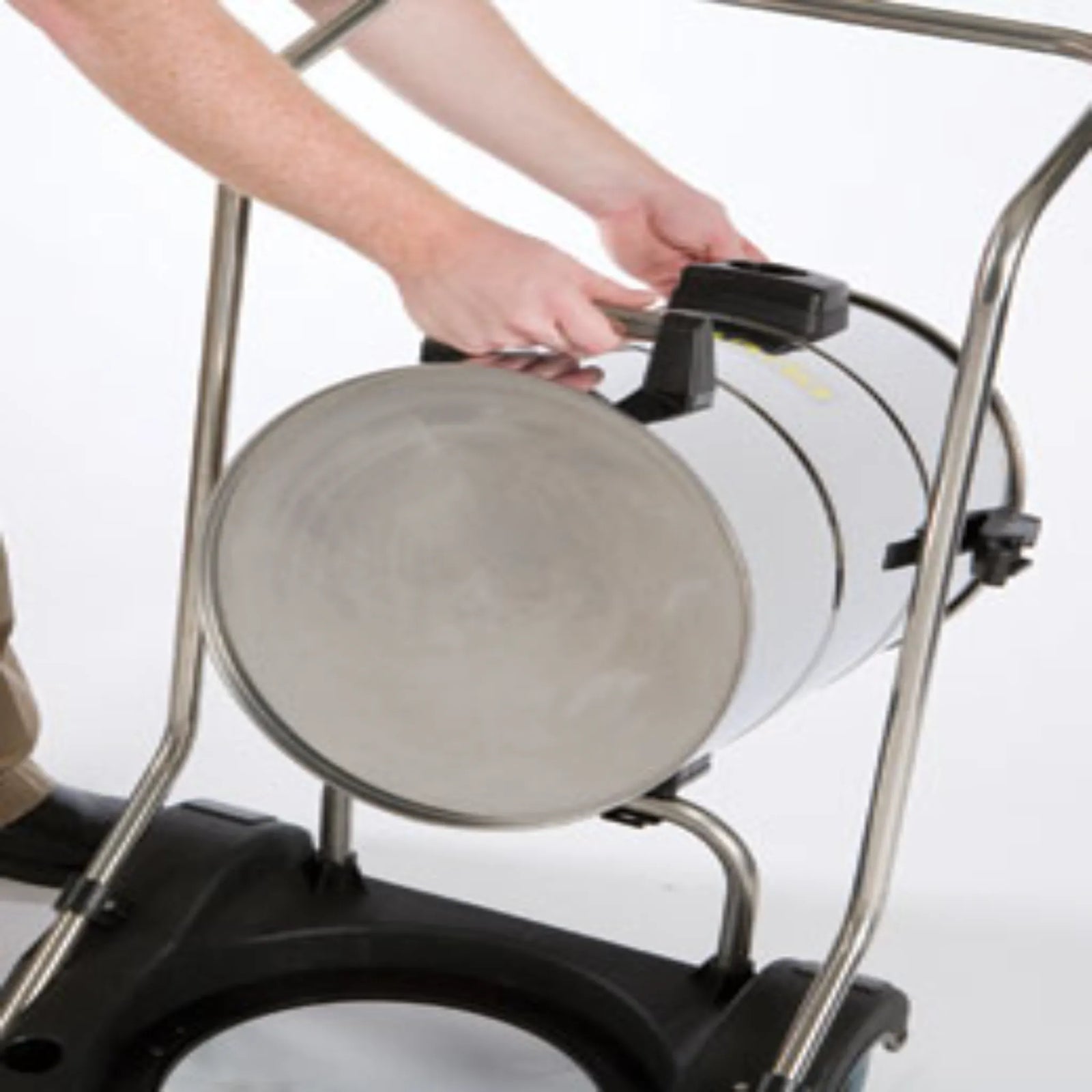 Tornado Taskforce 17 Wet/Dry Vacuum (Polyethylene)