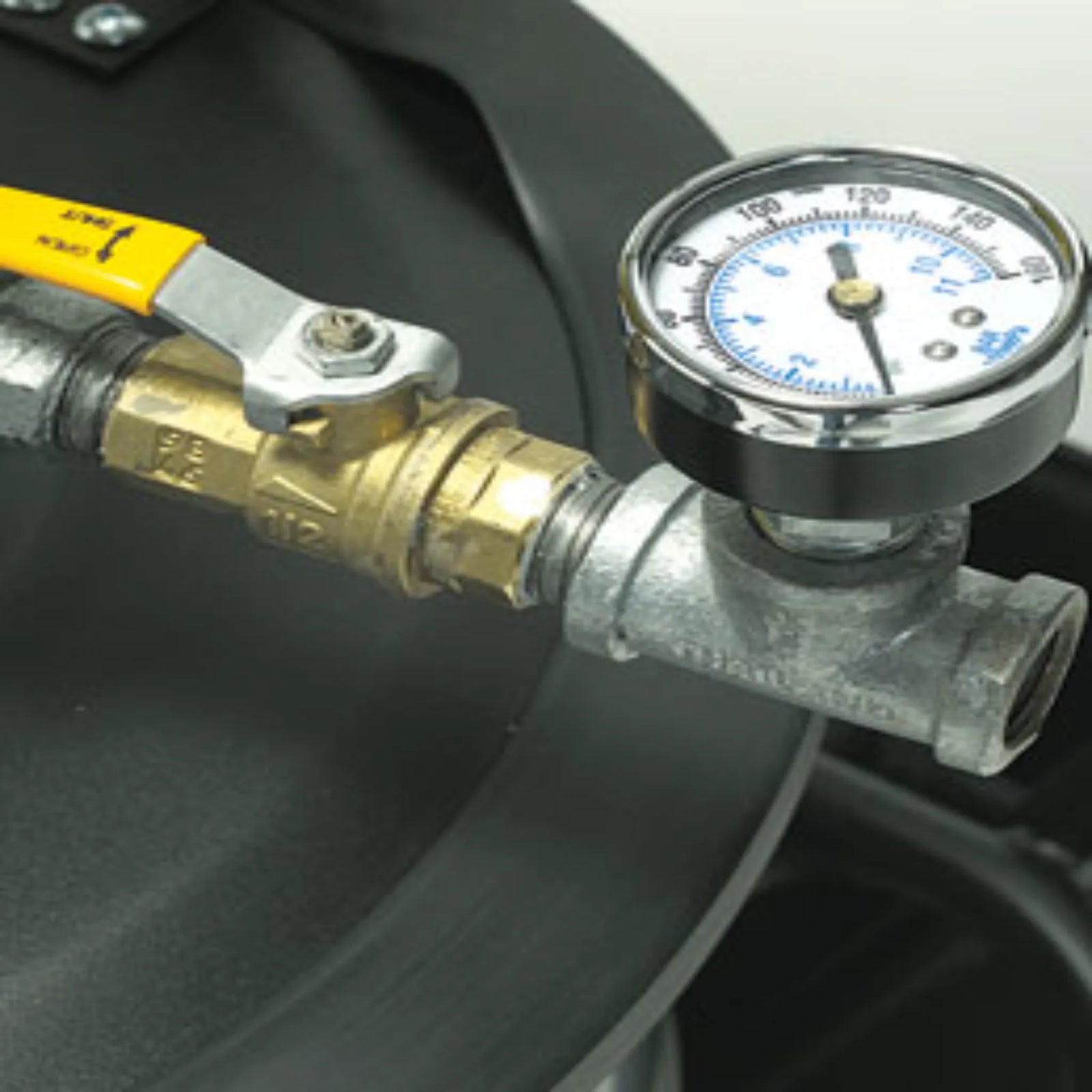 Tornado Jumbo Air Dual Venturi Wet-Only Vacuum