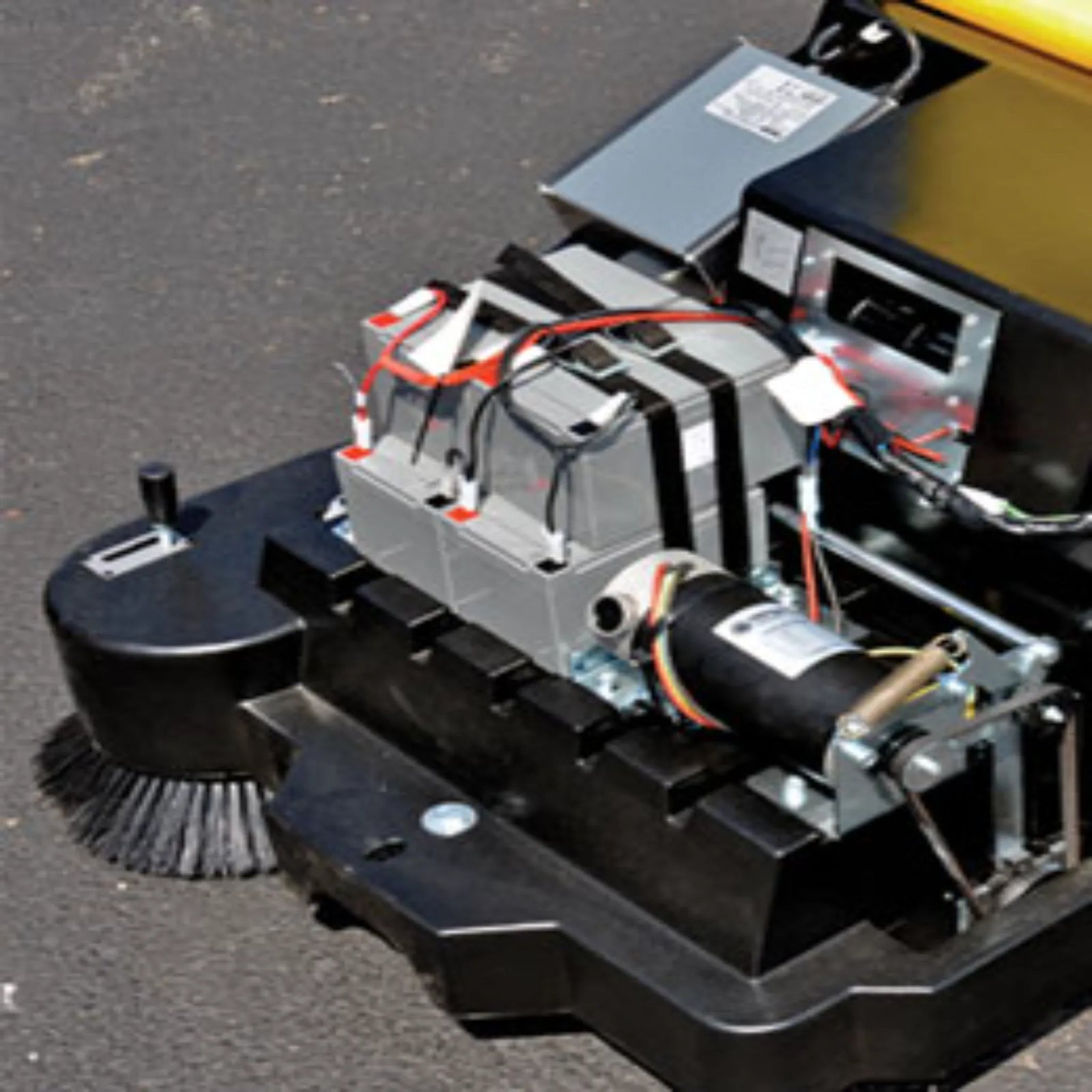 Tornado SWB 26/8 Battery Sweeper
