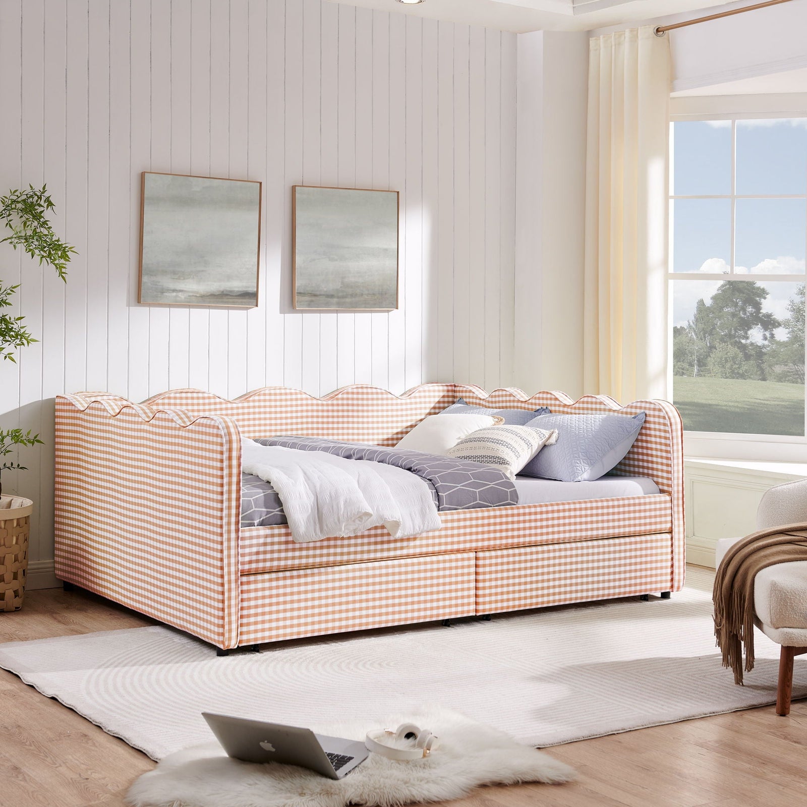 Gingham Daybed With USB Charging Port, Wave-Shaped Design