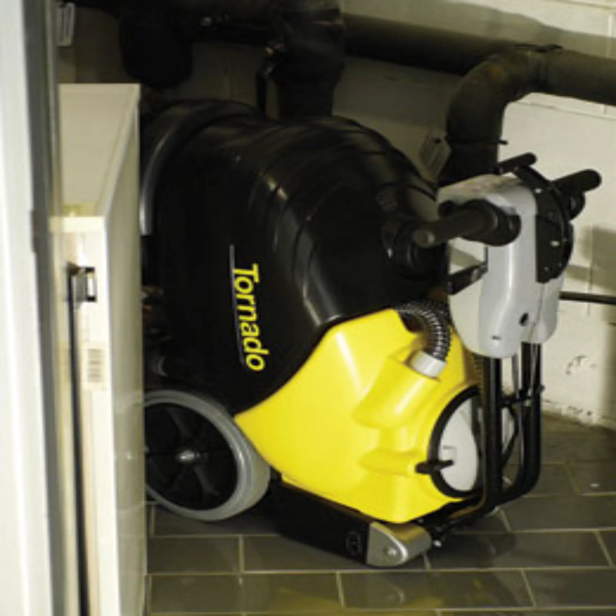Tornado BD 14/4 Compact Scrubber
