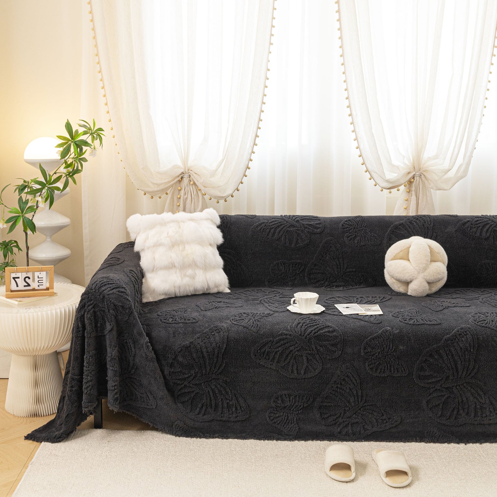 Luxury 3D Butterfly Jacquard Sofa Throw Blanket, Ultra-Soft Plush Fleece Couch Cover