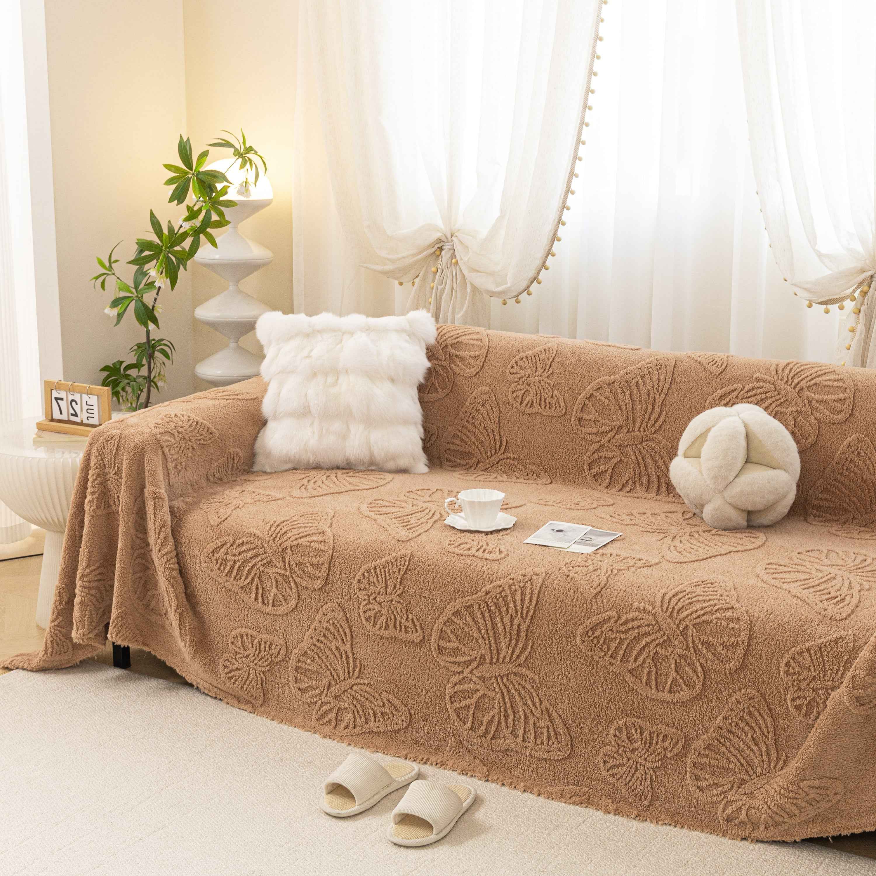 Luxury 3D Butterfly Jacquard Sofa Throw Blanket, Ultra-Soft Plush Fleece Couch Cover