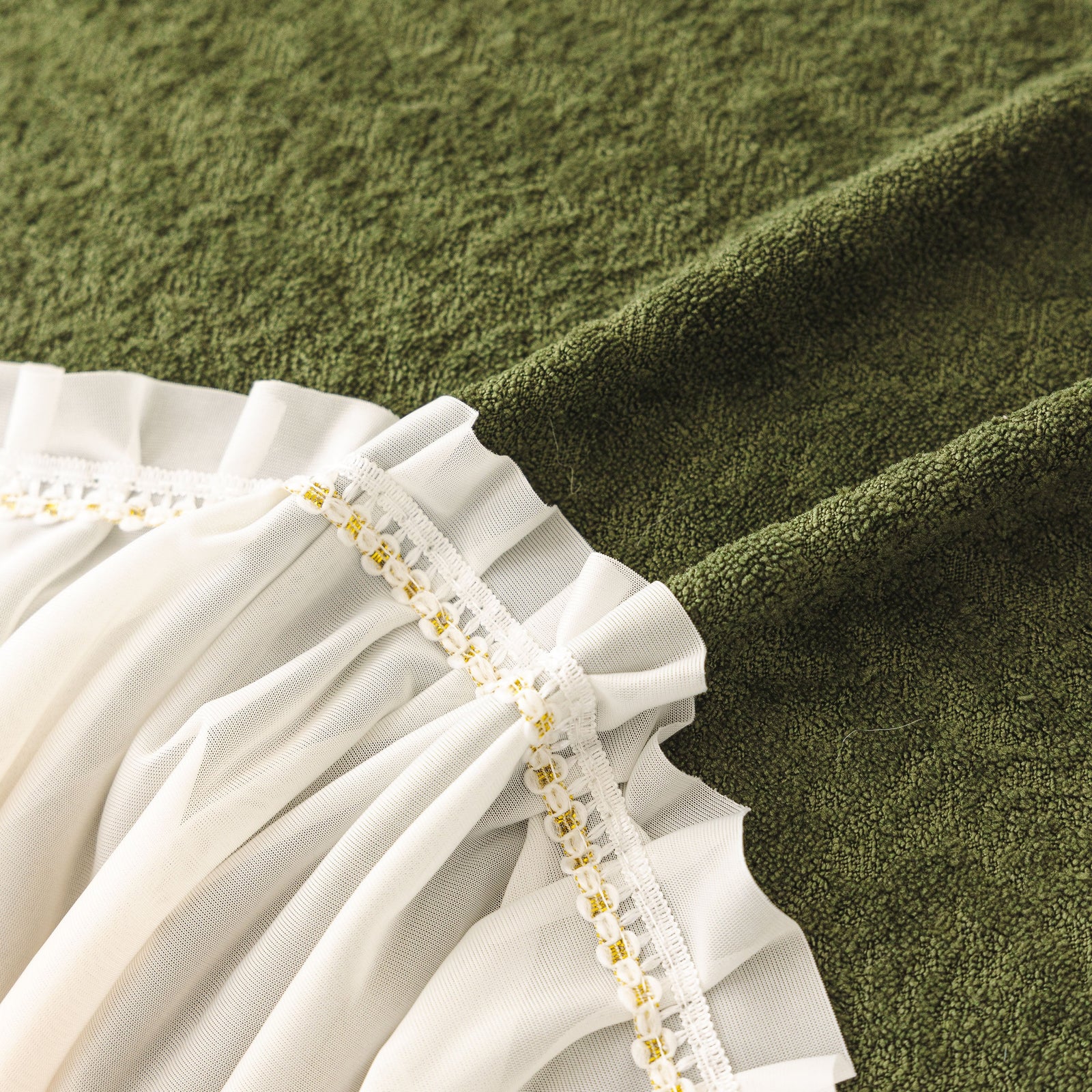 Luxury Sofa Throw Cover with Elegant Ruffled Skirt, Soft Decorative Couch Protector