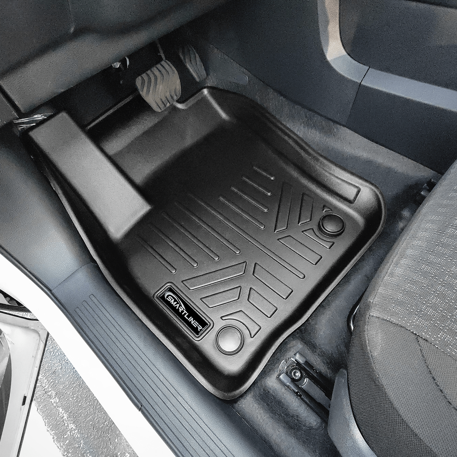 SMARTLINER Custom Fit Floor Liners For 2025 Nissan Kicks (FWD)