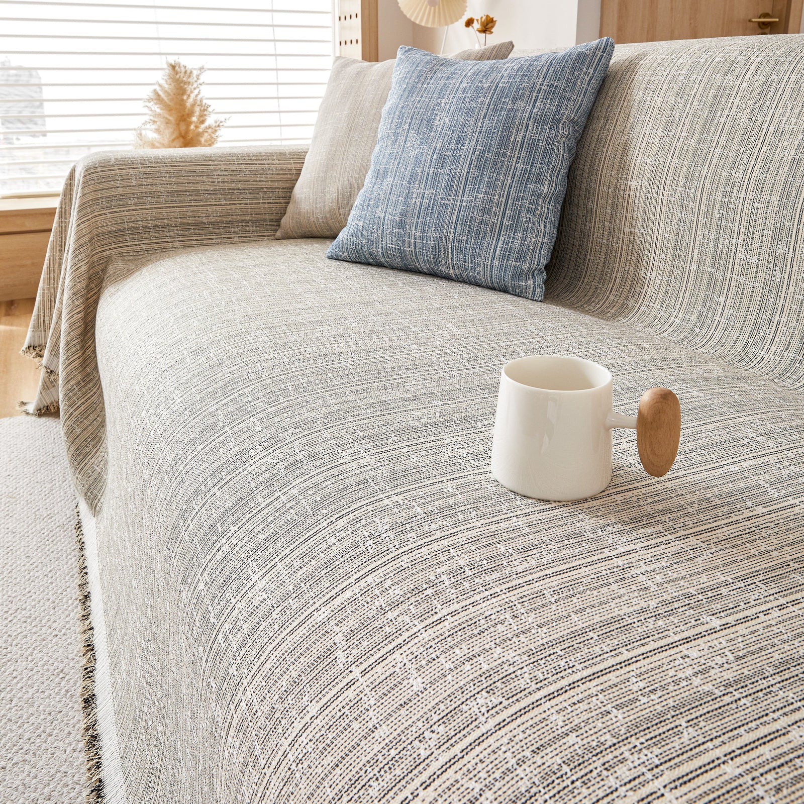 Couch Cover Blanket Couch Covers for Most Shape Sofas Washable Durable Sofa Throw Cover with Tassels