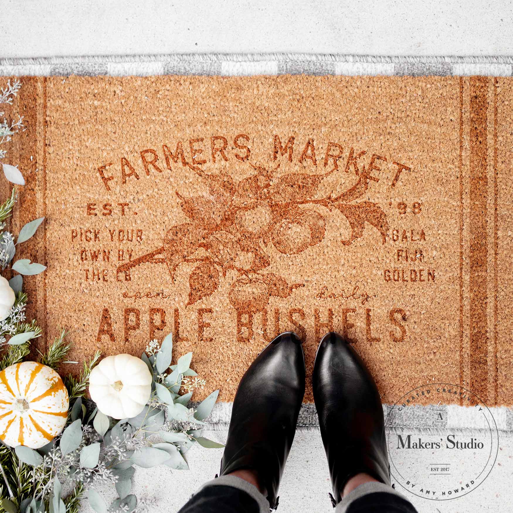 Apple Picking - Mesh Stencil 9x12