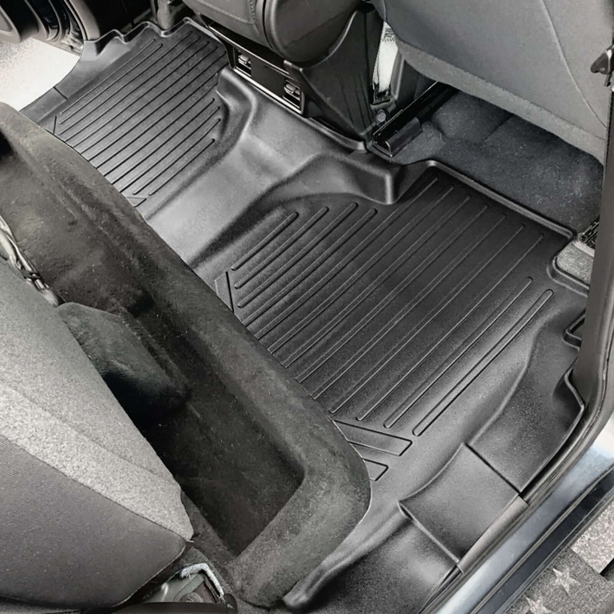SMARTLINER Custom Fit Floor Liners Compatible With 2020-2025 Chevrolet Silverado 2500 HD | 3500 HD (Double Cab|Carpeted Flooring|1st Row Bucket Seats|with 2nd Row Underseat Storage)