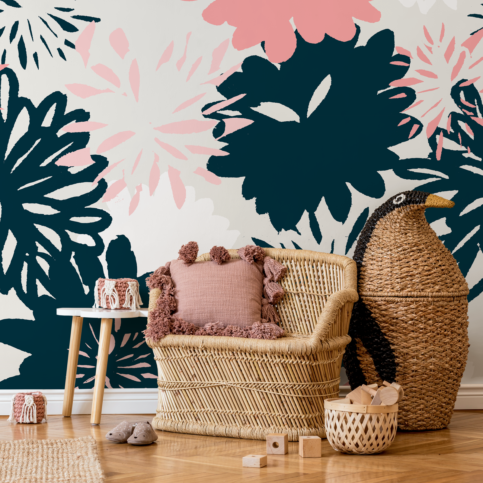 Abstract Floral Wallpaper with Bold Hand-Drawn Blooms in Navy Blue and Pink - B372