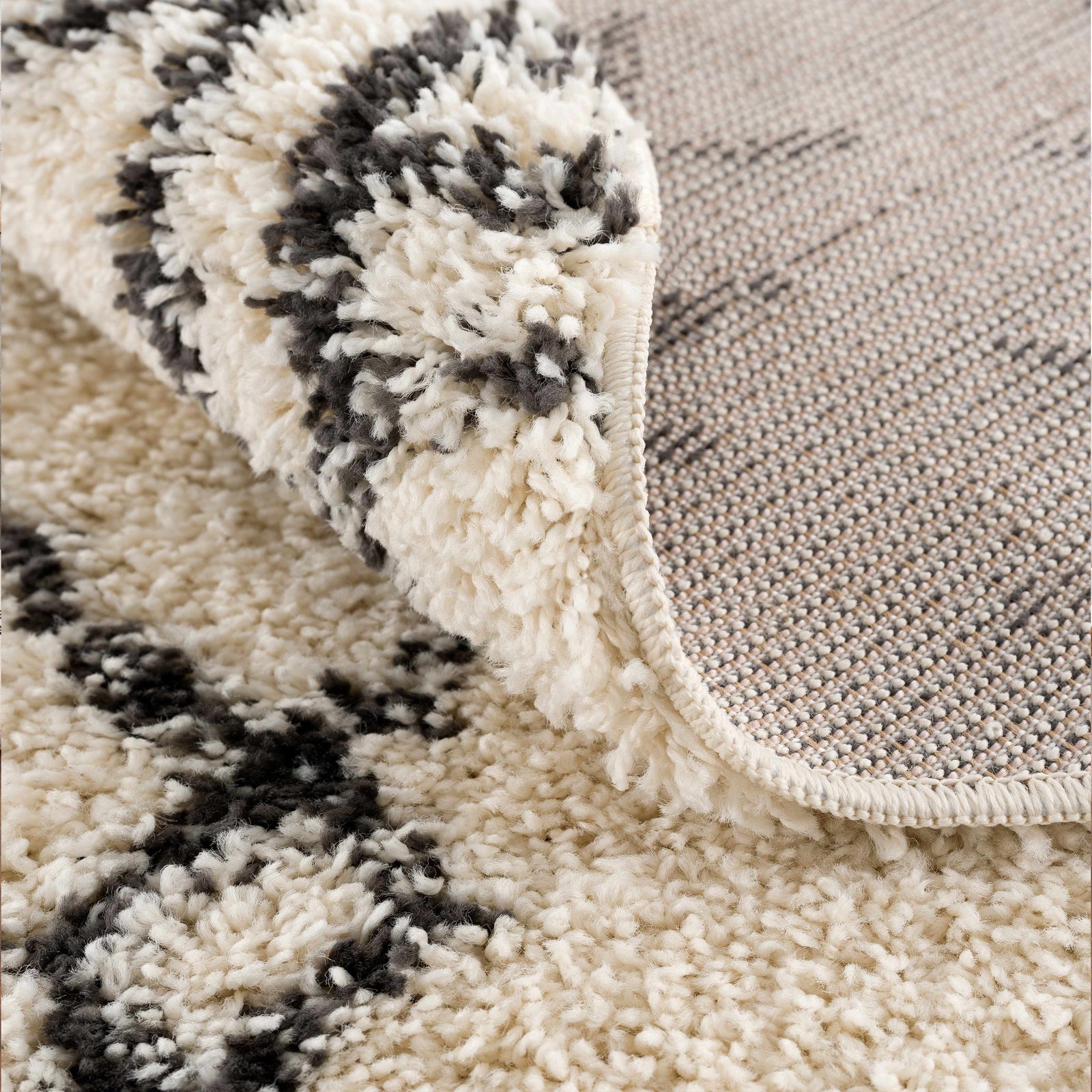 Emlenton Berber Shag with Tassels - Clearance