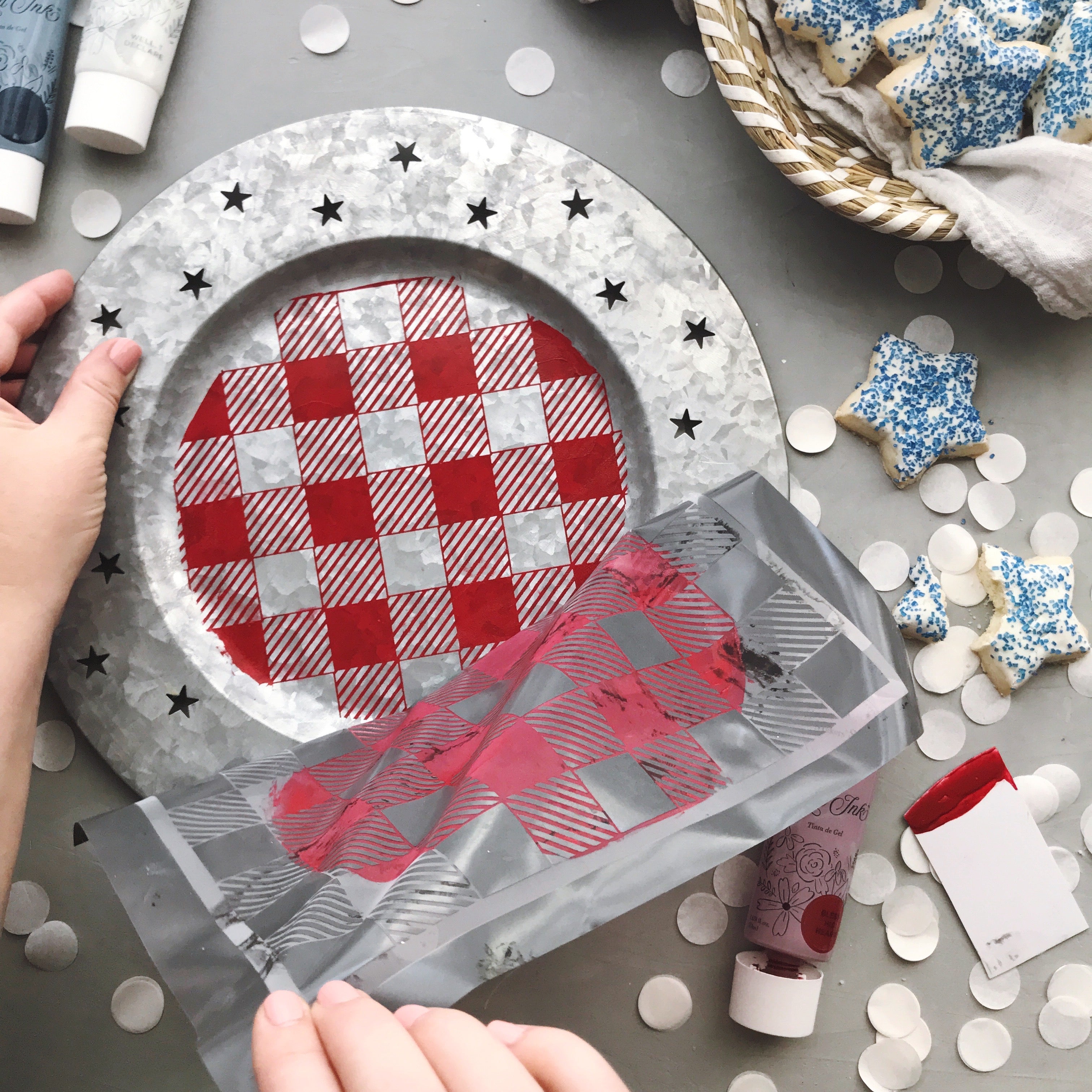 Buffalo Check - Mesh Stencil 8.5 x 11