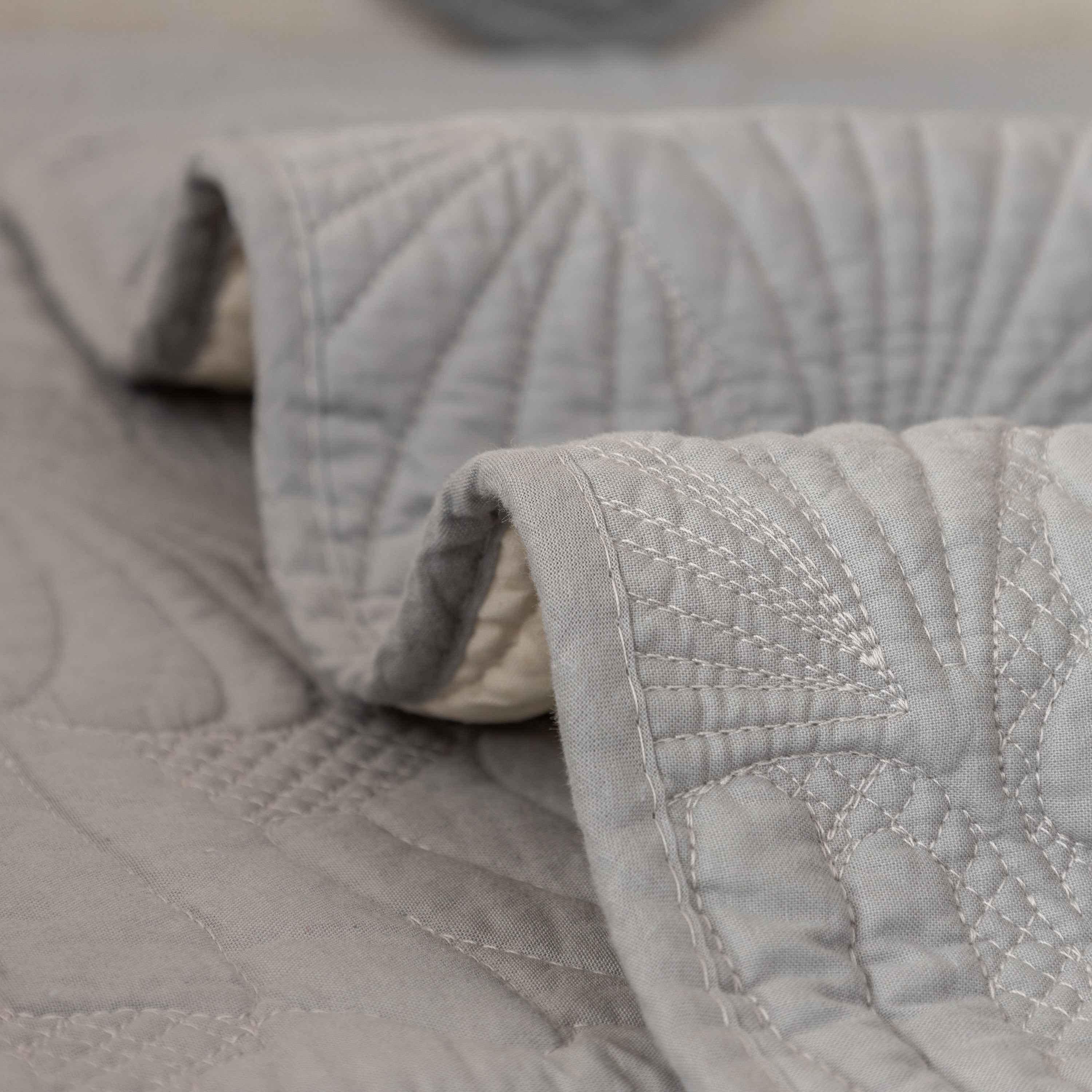Embossed Leaf Cotton Quilted Sofa Cover Non-Slip Couch Protector with Thick Padding
