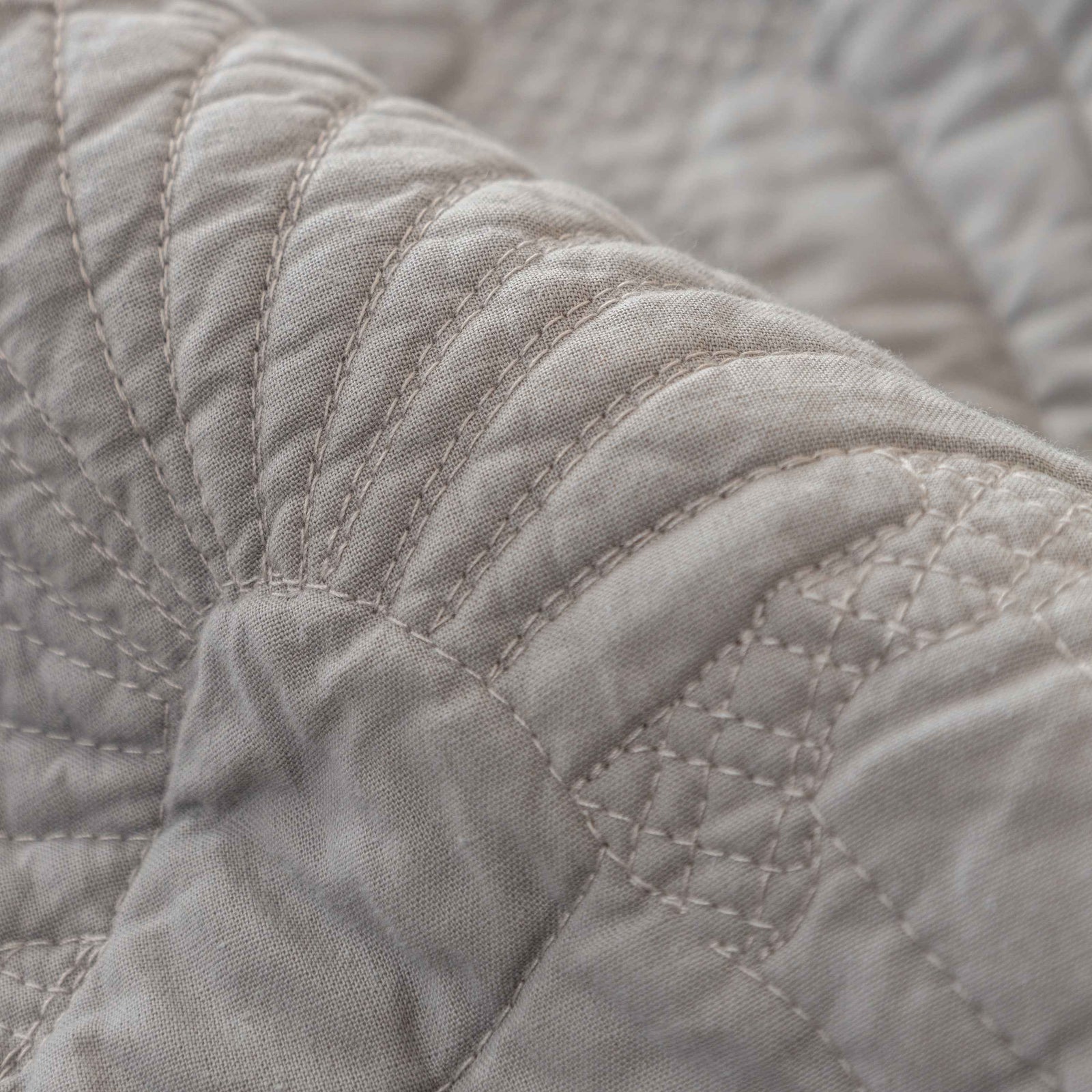 Embossed Leaf Cotton Quilted Sofa Cover Non-Slip Couch Protector with Thick Padding