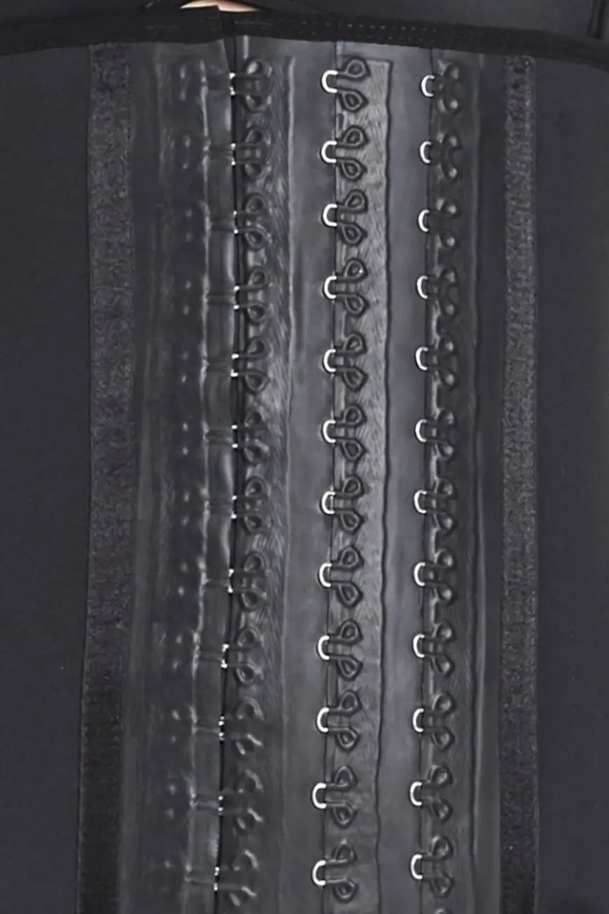 CURVEEZ Waist Trainer for Women Sculpting Latex
