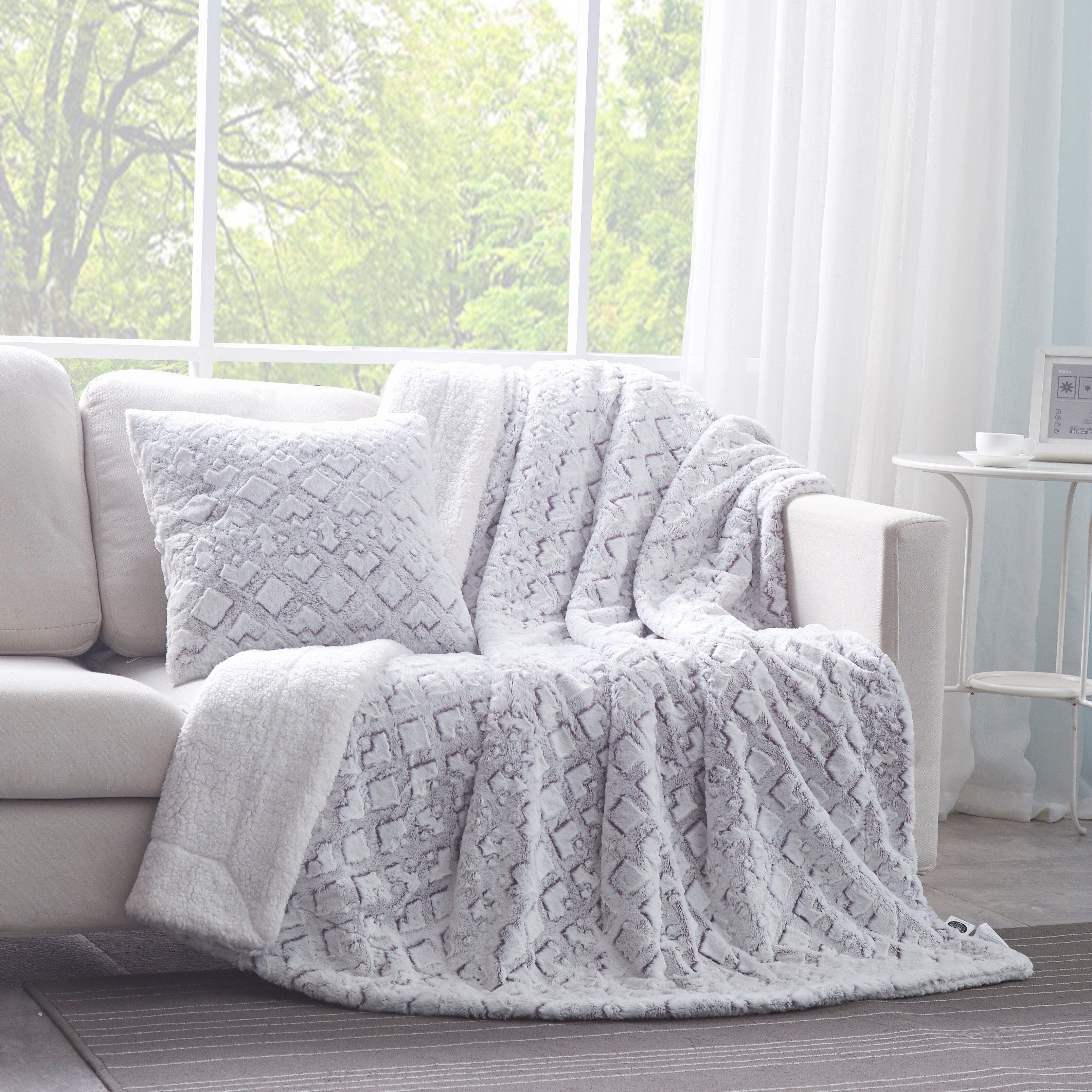 DaDa Bedding Dreamy Milky Way White & Purple Embossed Faux Fur Euro Throw Pillow Cover (M3395)