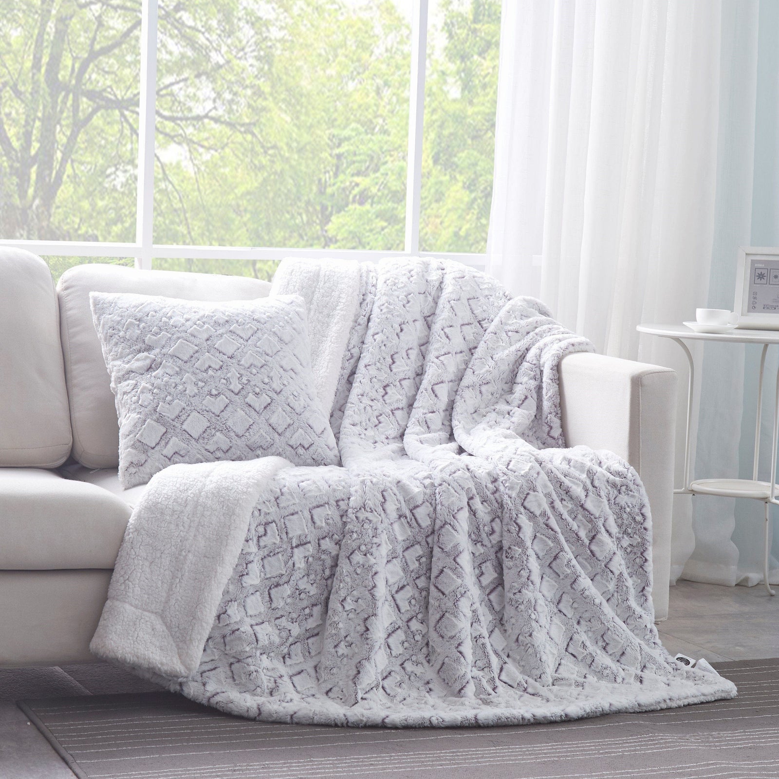 DaDa Bedding Dreamy Milky Way White & Purple Embossed Faux Fur Euro Throw Pillow Cover (M3395)