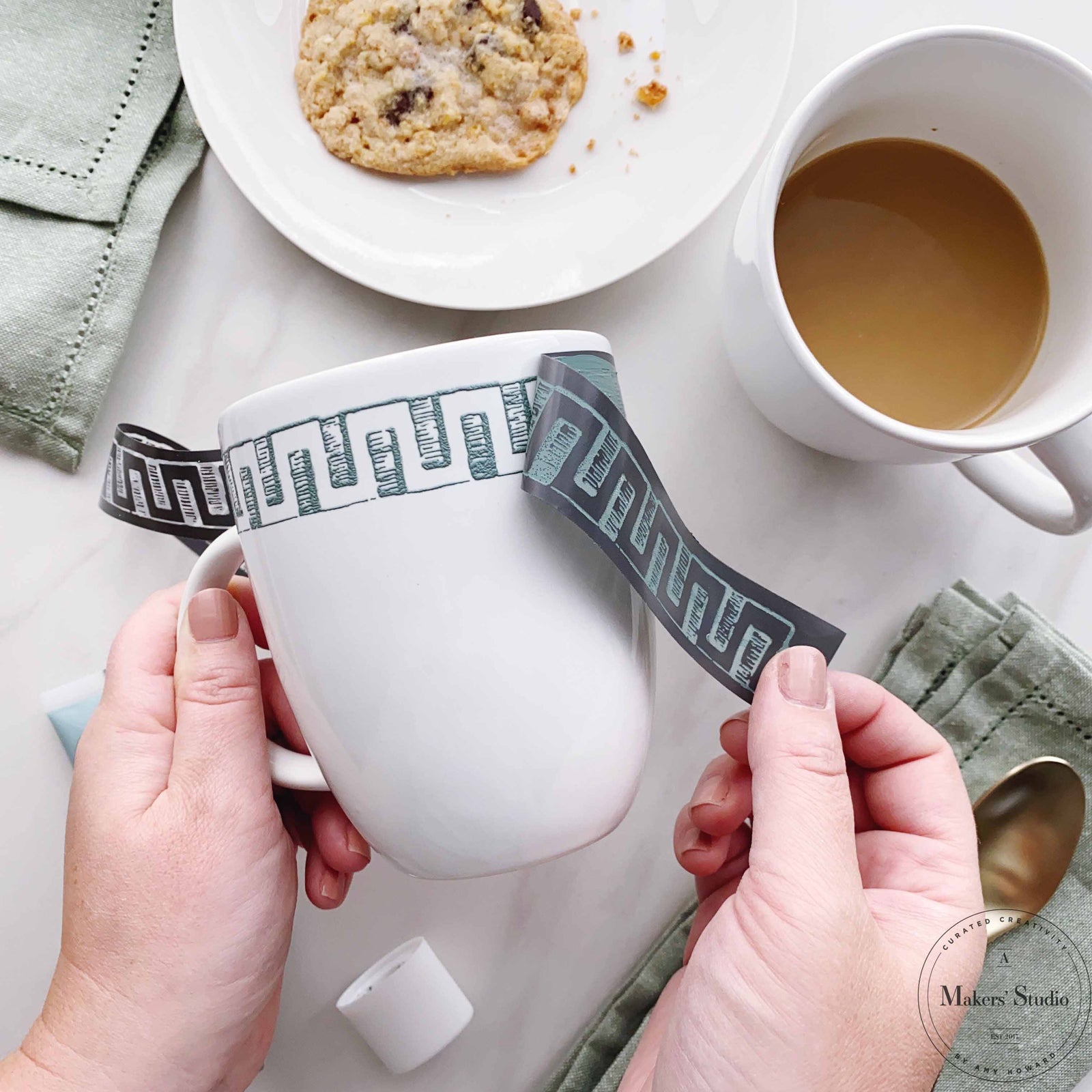 Classic Borders - Mesh Stencil 18x12