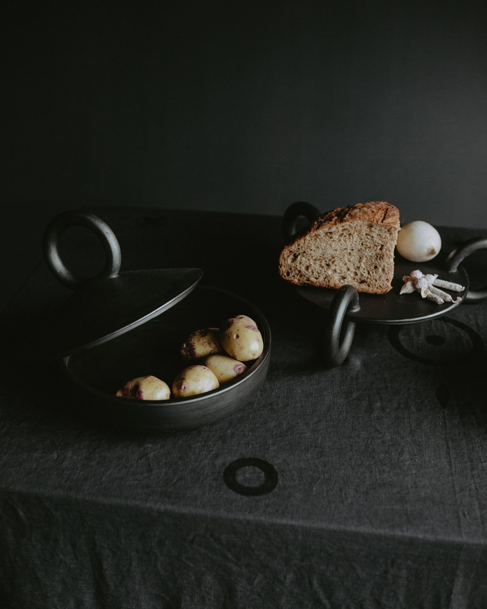 Large Serving Platter Guculia. Trinity