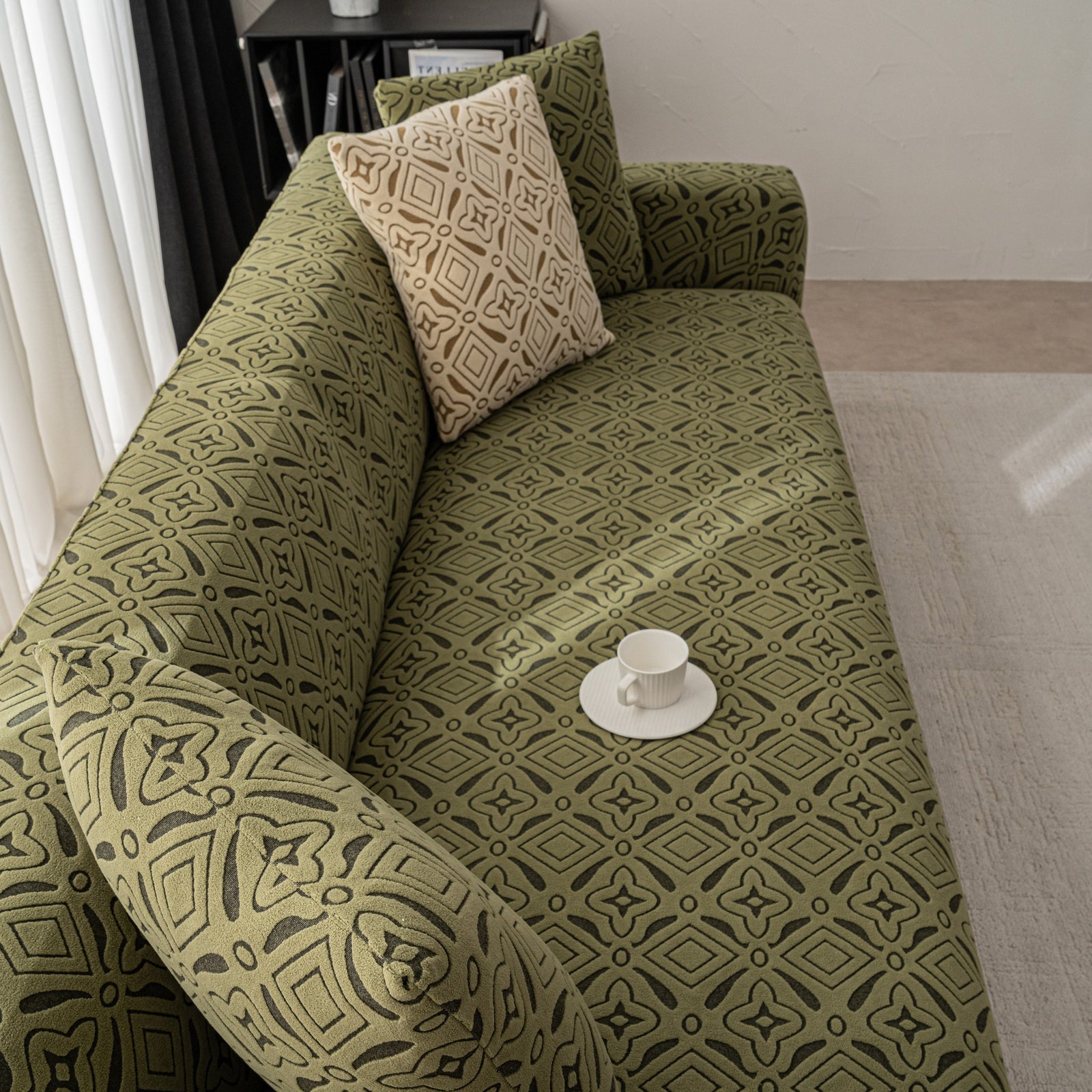 3D Jacquard Geometric Sofa Cover, High Stretch Soft Polar Fleece Slipcover for Couch