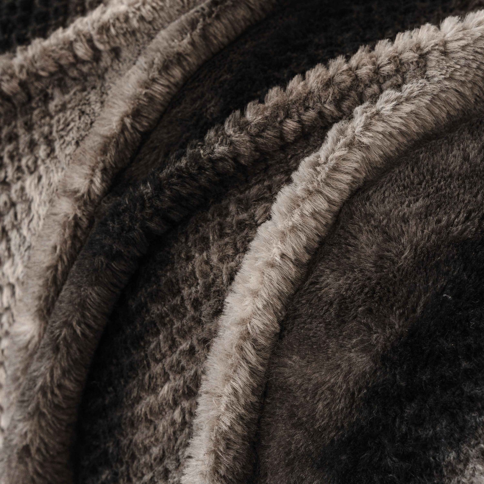 Faux Fur Sofa Cover Washable Furniture Protector for Sectional Warm & Fuzzy Slipcover