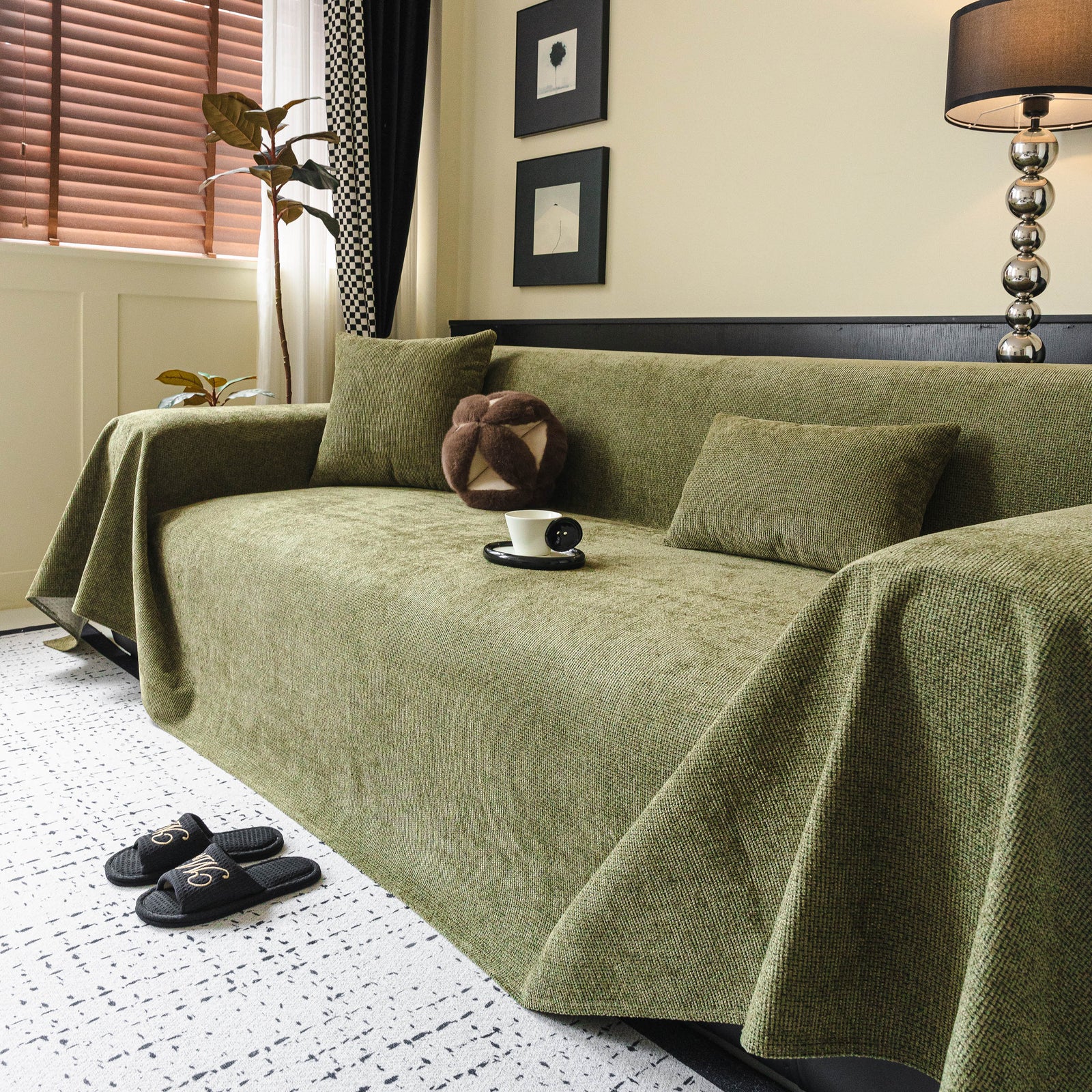 Waterproof Couch Throw Cover for Dogs, Non Slip Slipcover for Leather Fabric Sofa