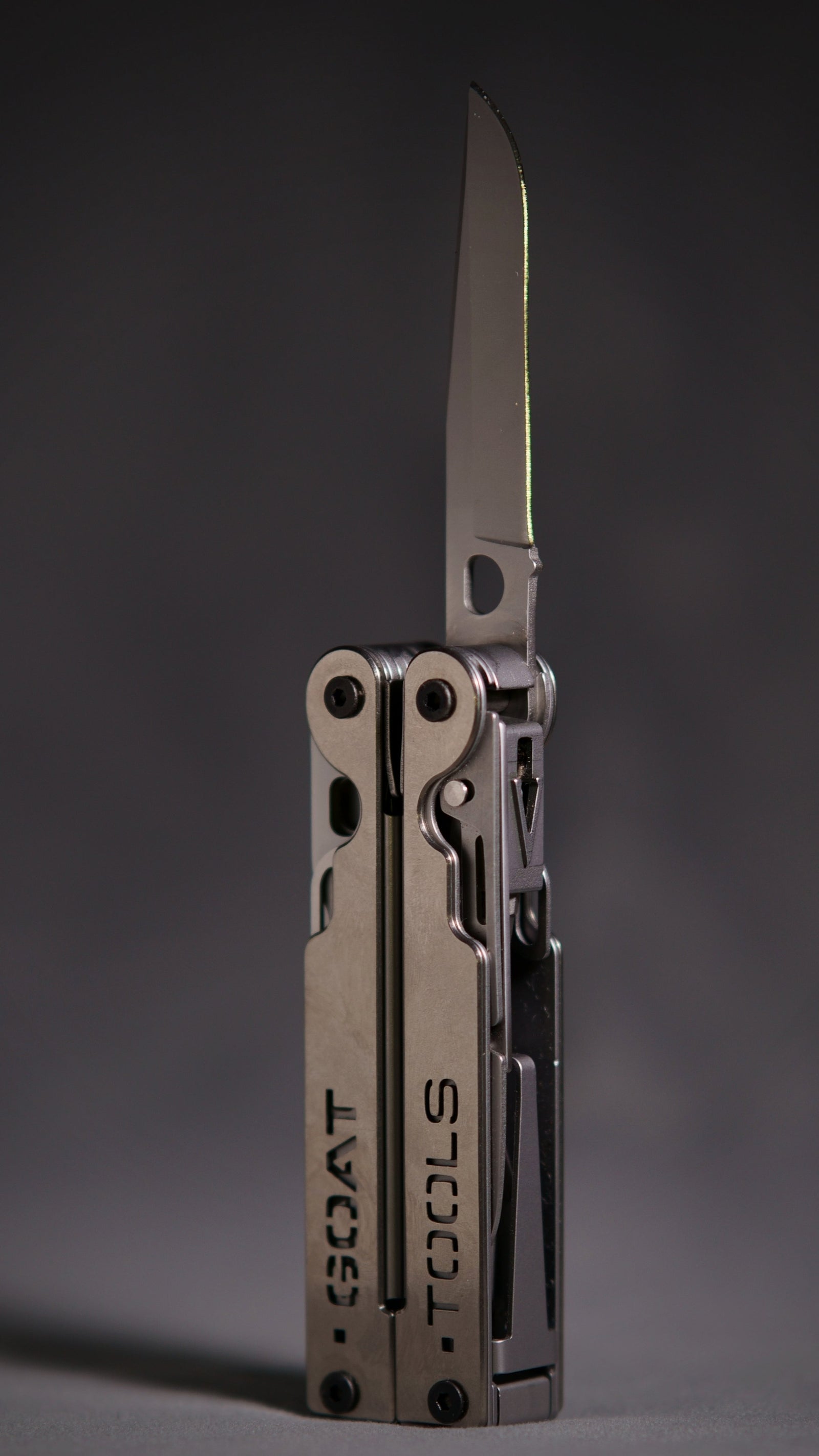 Hot-Swappable Modular Multi Tool -Knife