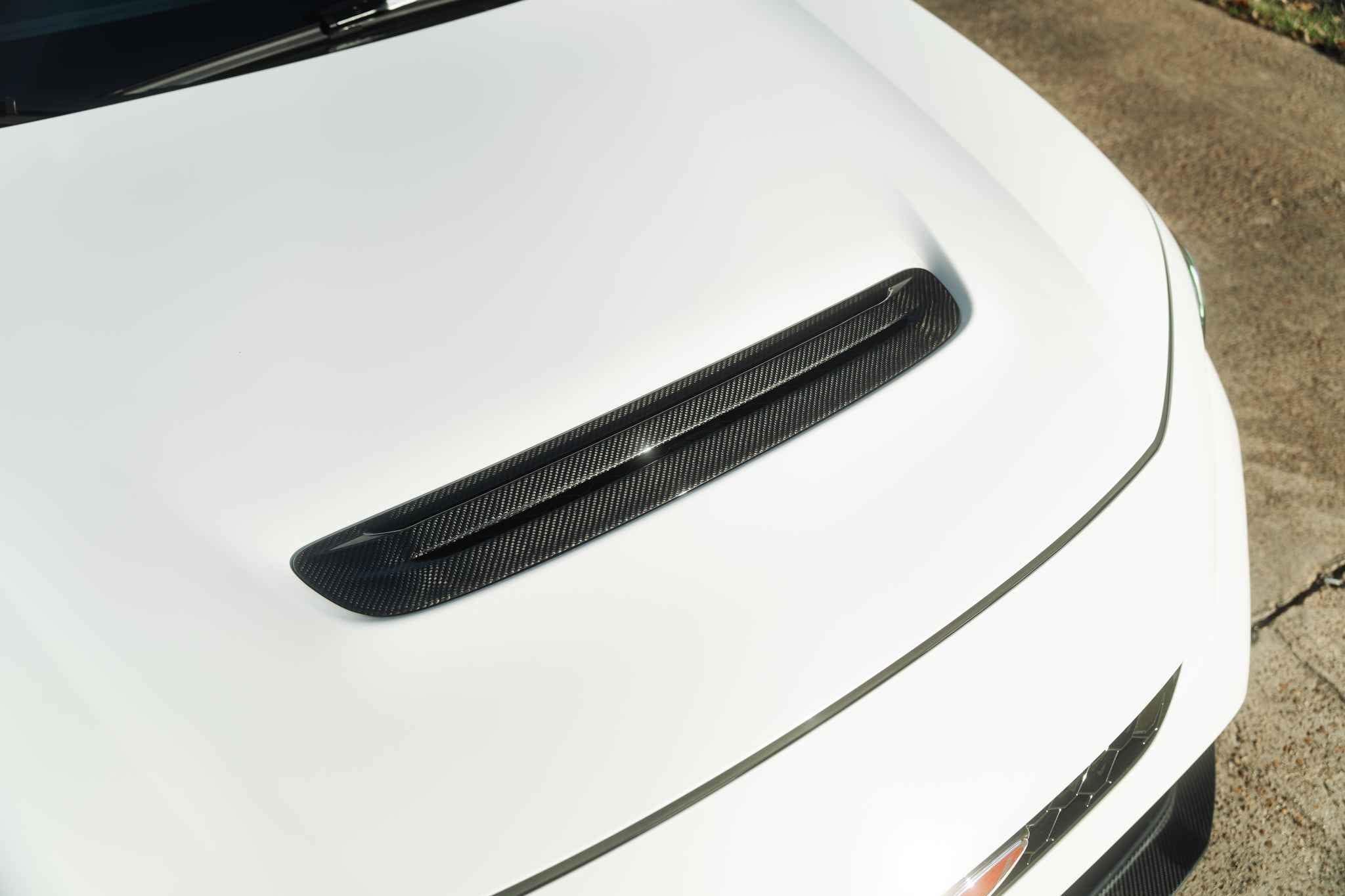 OLM Carbon Fiber Engine Hood Duct Cover - 2023+ Honda Civic Type R