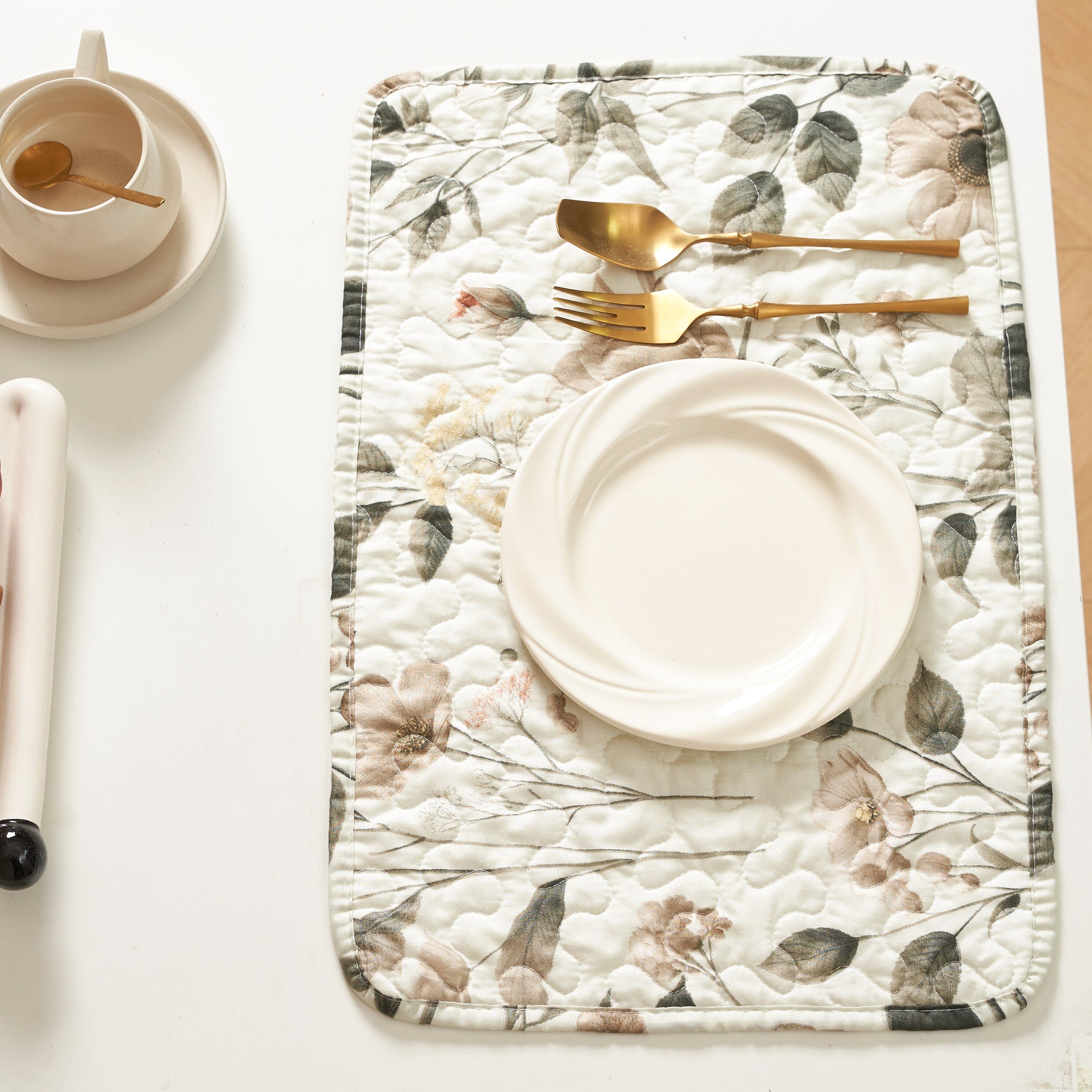 DaDalogy Enchanted Meadow Placemats - Set of 4, Floral Elegance in Beige, Rose, and Soft Green, Premium Soft Microfiber, Perfect for Any Meal, 13x19 Inches