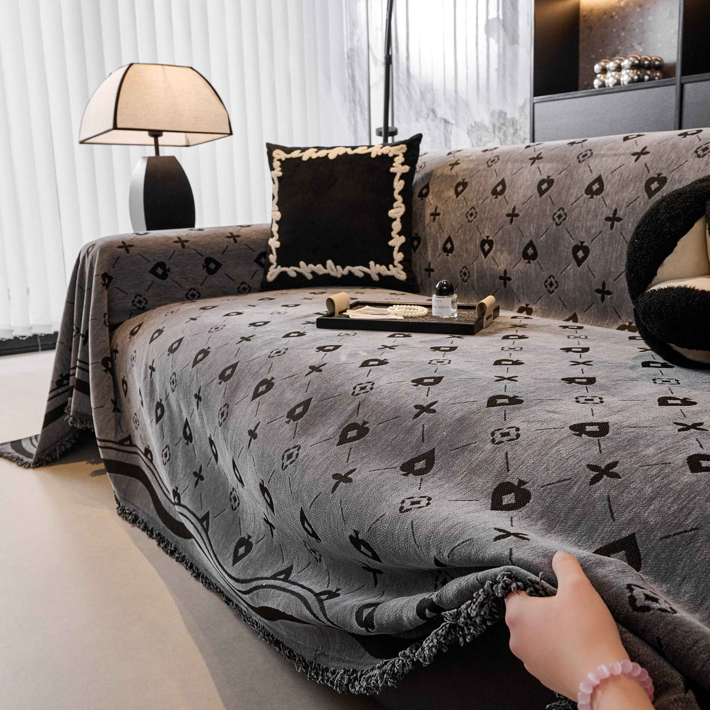 Chenille Jacquard Sofa Throw Cover Blanket, Luxury Thick Woven Couch Cover for Sofa