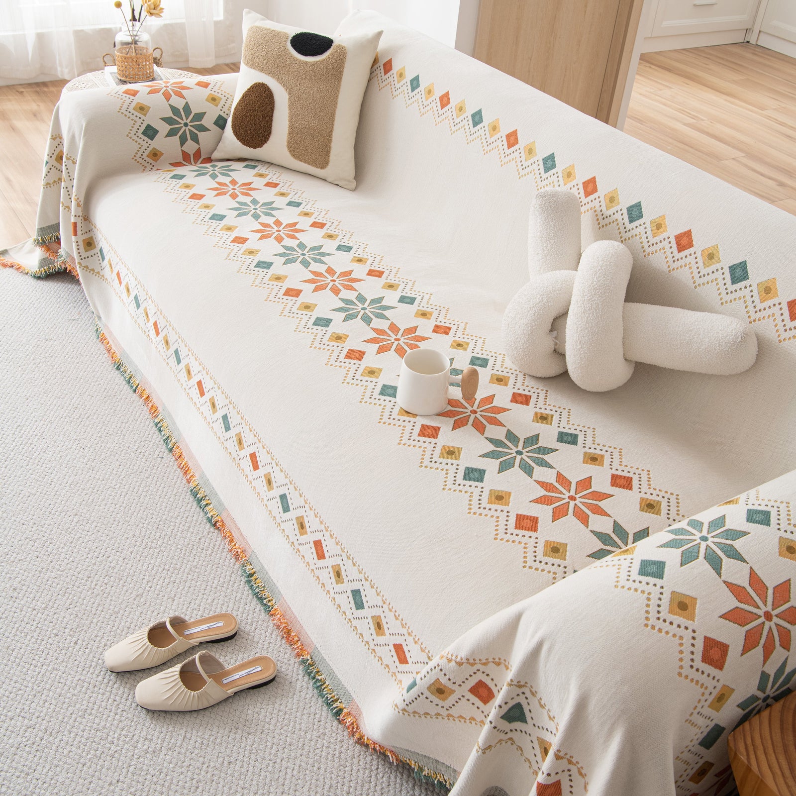 Bohemian Geometric Sofa Throw Cover, Cozy & Protective Ethnic-Inspired Couch Cover