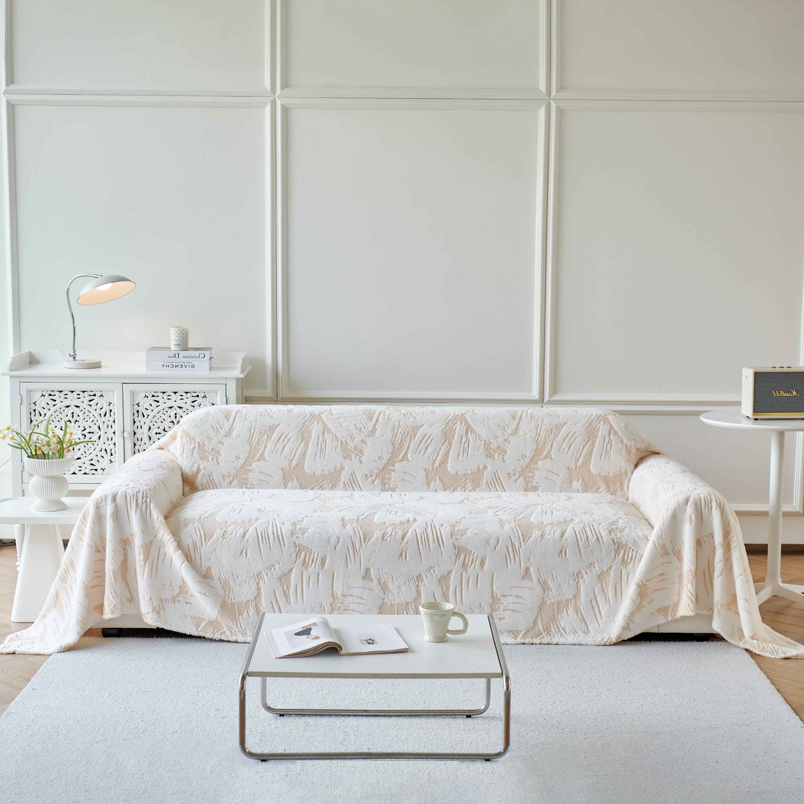 Plush Faux Fur Warm Sofa Cover with Waves Jacquard Textured Throw Blankets for Couch