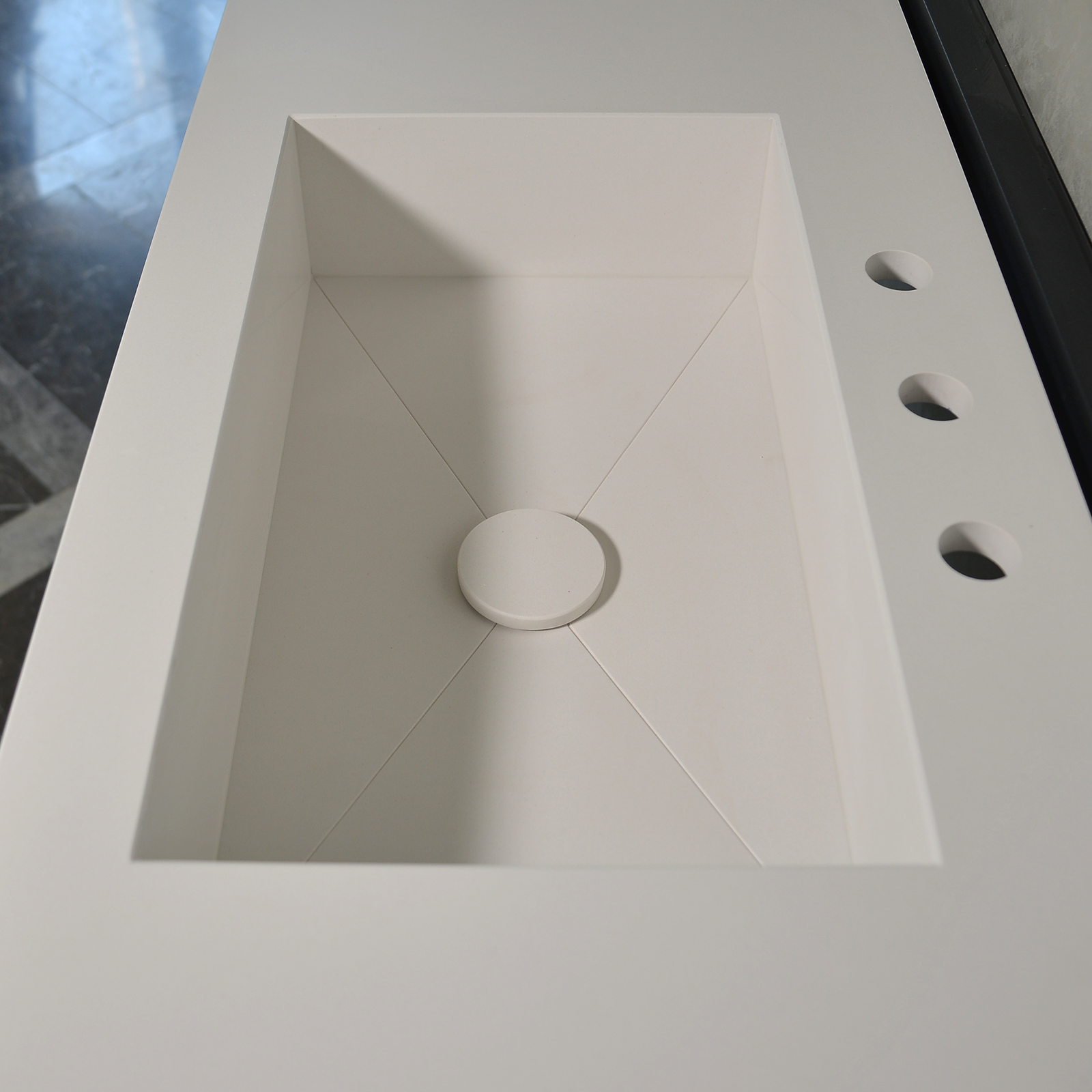 Handcrafted Custom Quartz Sink (Qu-080)