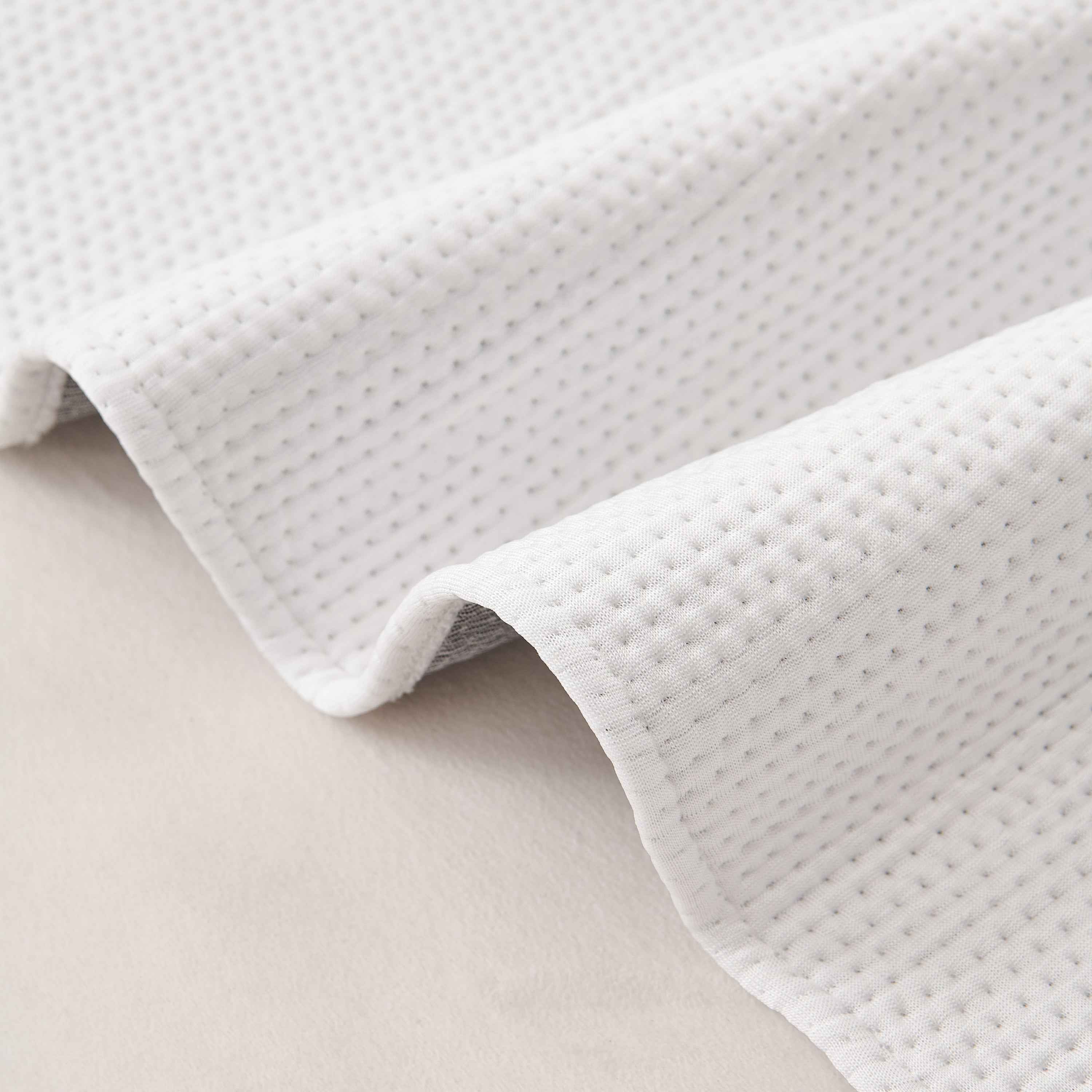 Cool Summer Blanket for Couches Soft Comfy Lightweight Cooling Sofa Blankets Cover