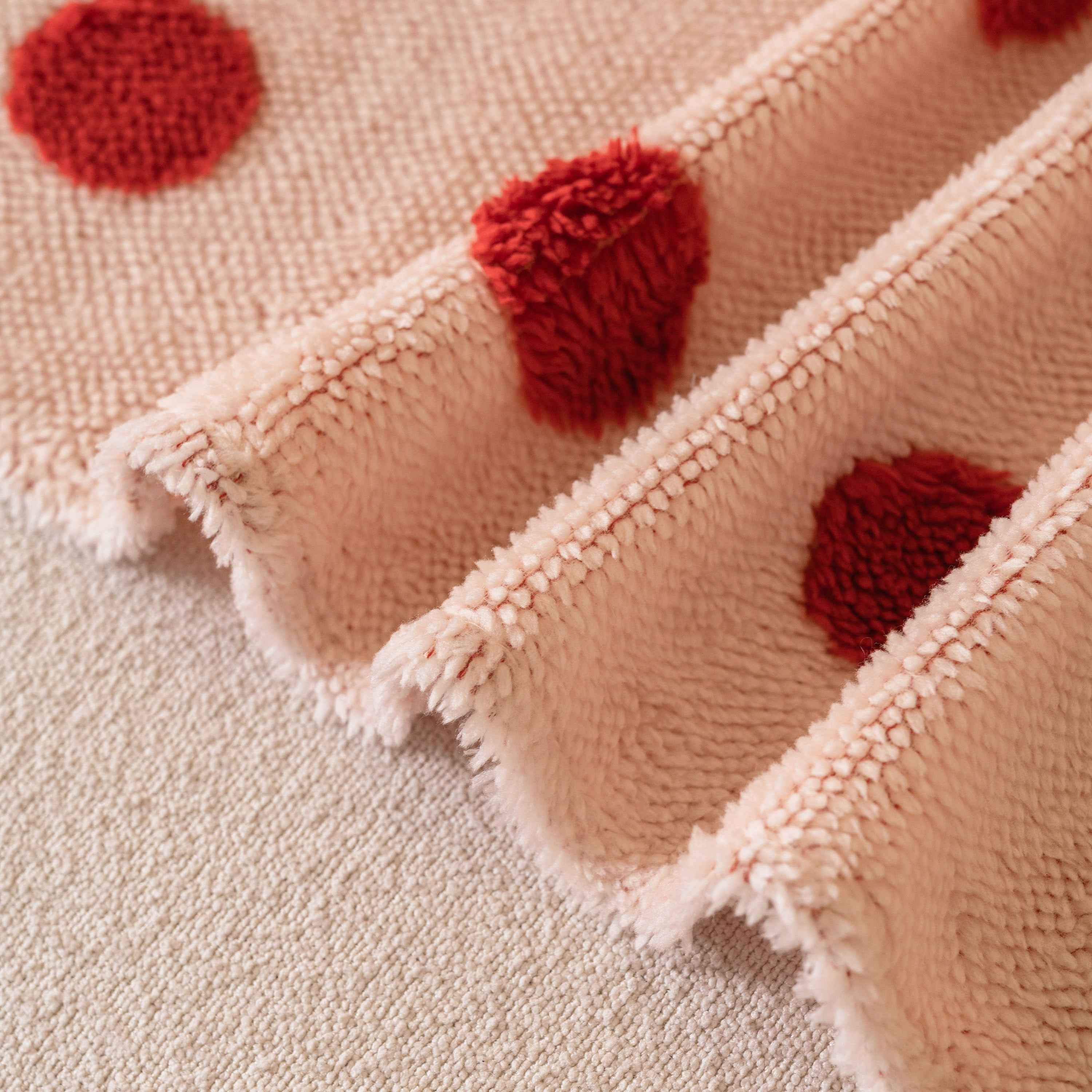 Plush Fleece Sofa Cover Throw, Soft Textured Polka Dot Couch Protector Blanket for Pets