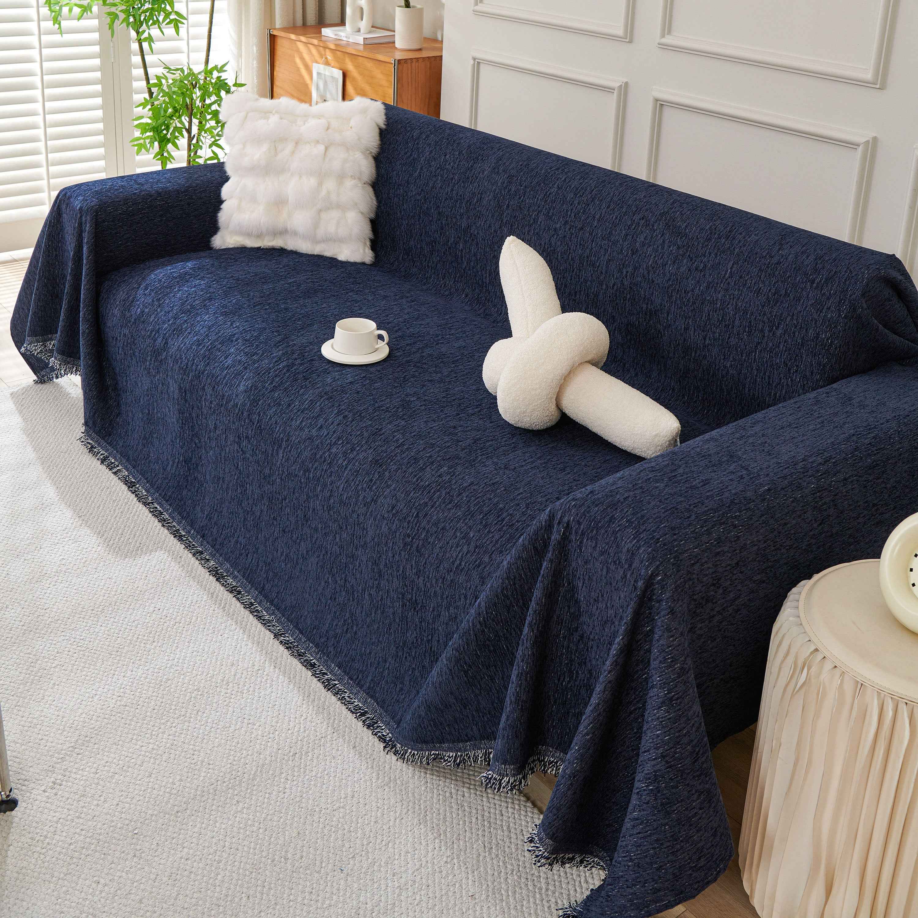 Solid Color Chenille Sofa Throw Blanket, Modern Decor Soft Couch Cover with Fringes