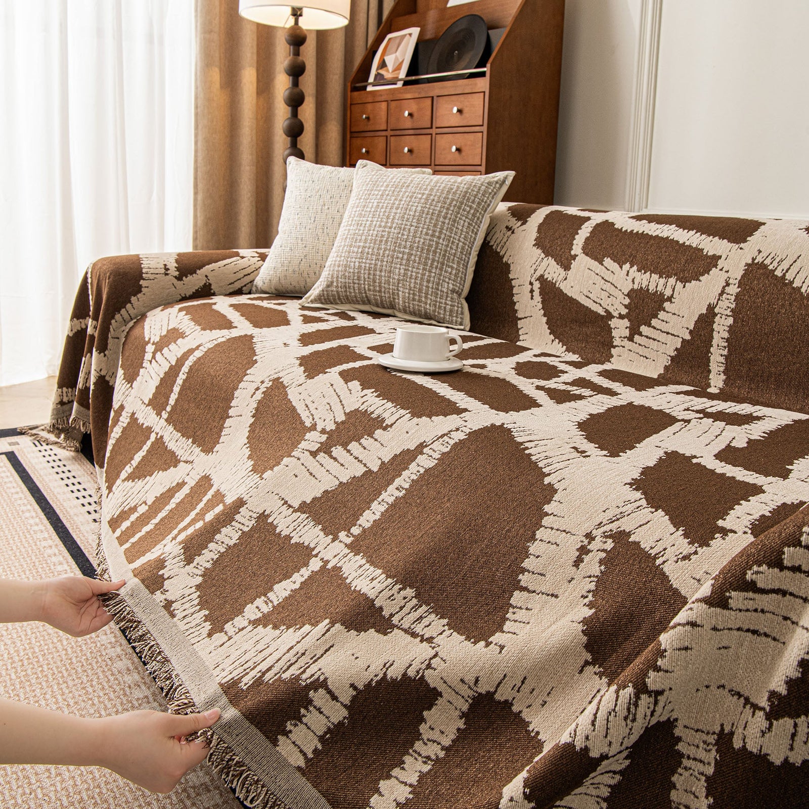 Modern Chenille Bold Abstract Pattern Sofa Cover, Artistic Decorative Furniture Cover