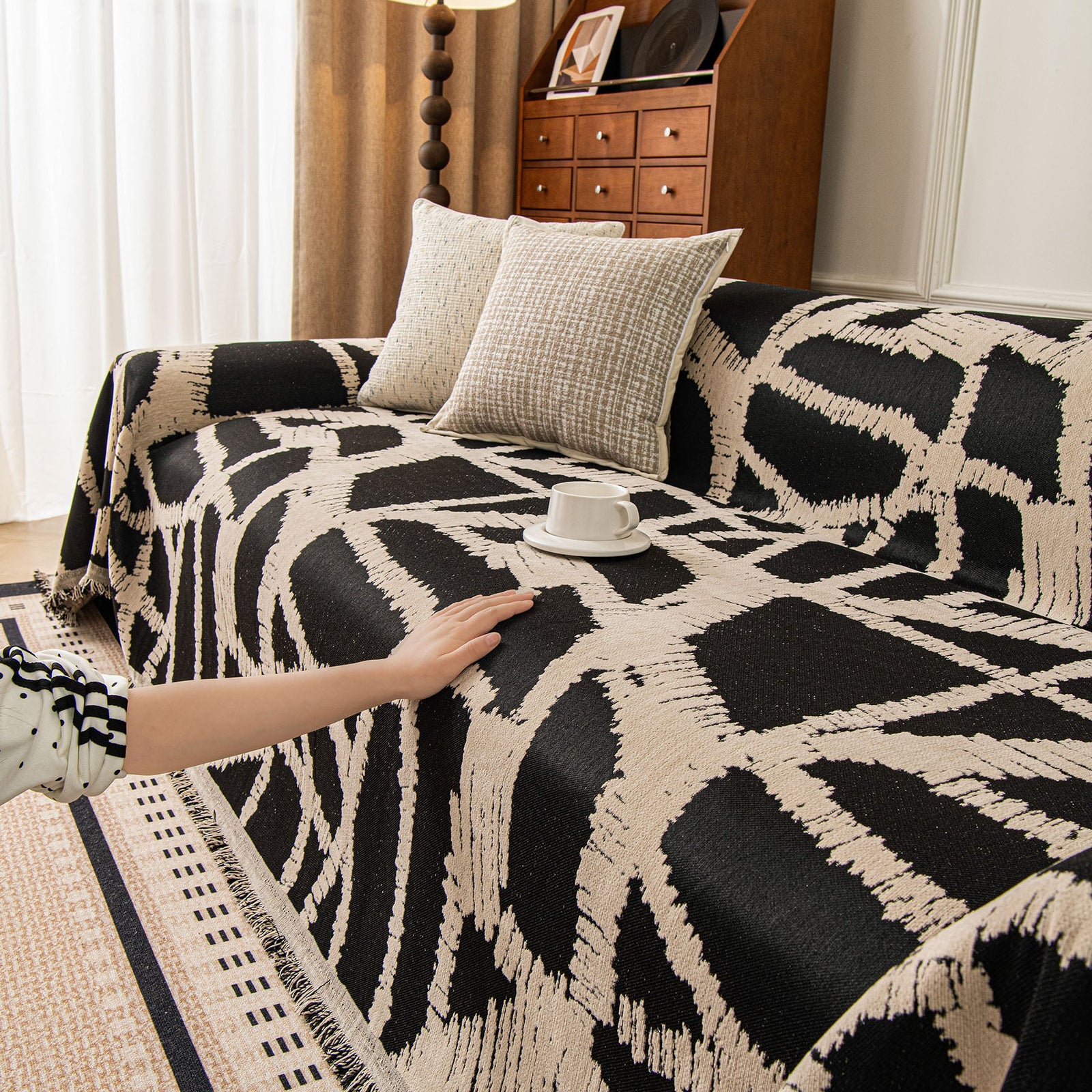 Modern Chenille Bold Abstract Pattern Sofa Cover, Artistic Decorative Furniture Cover