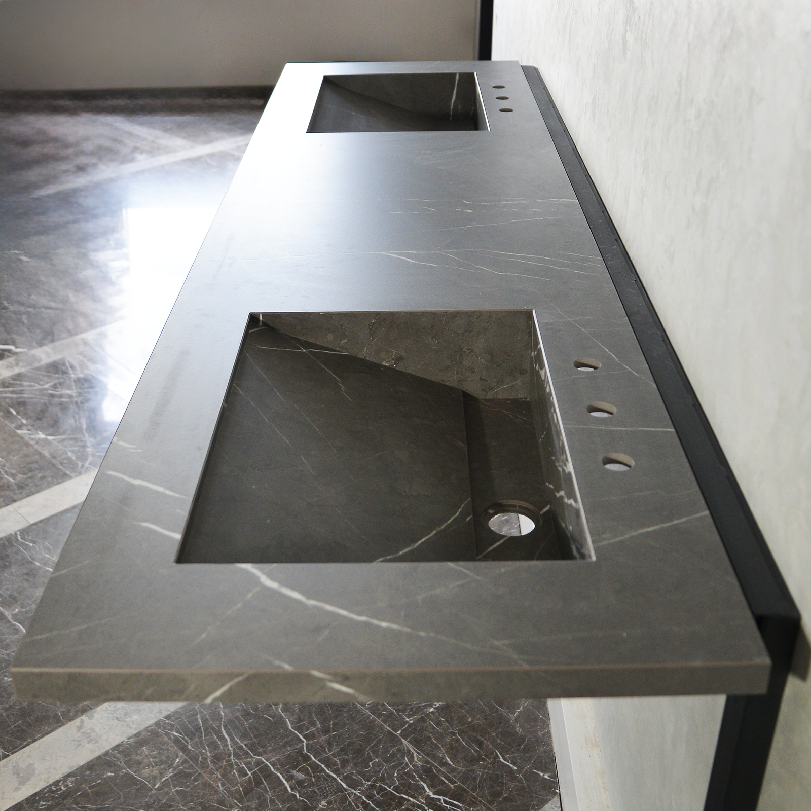 Handcrafted Pietra Grey High Engineered Porcelain Double Sink (Es-095)