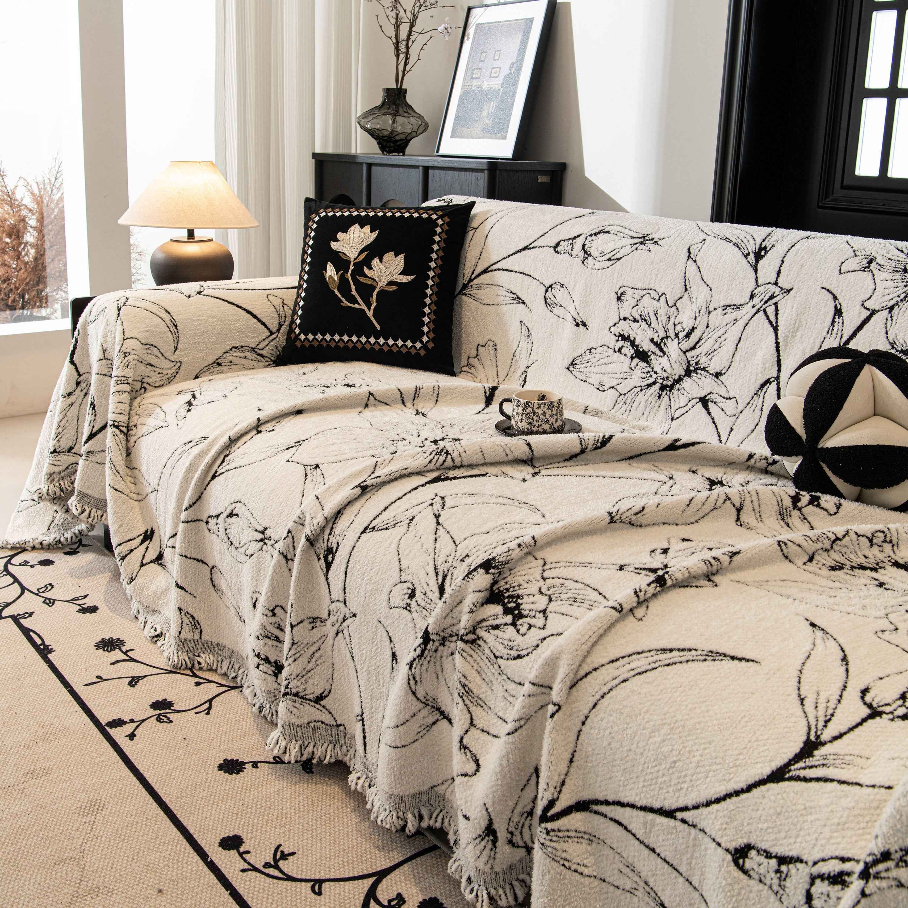 Large Floral Sofa Cover Throw Blanket, Plush Jacquard Non-Shedding Couch Cover for Pets
