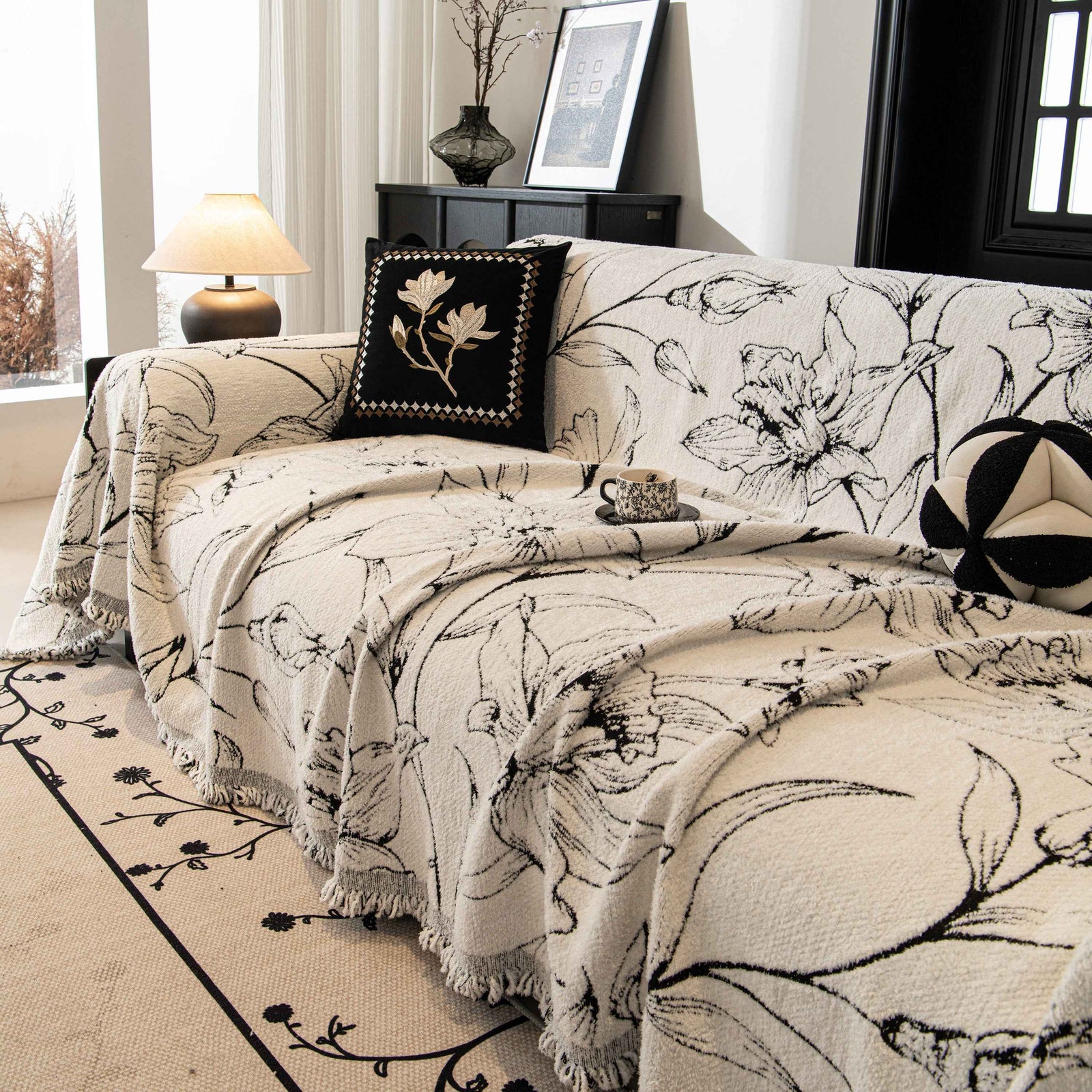 Large Floral Sofa Cover Throw Blanket, Plush Jacquard Non-Shedding Couch Cover for Pets