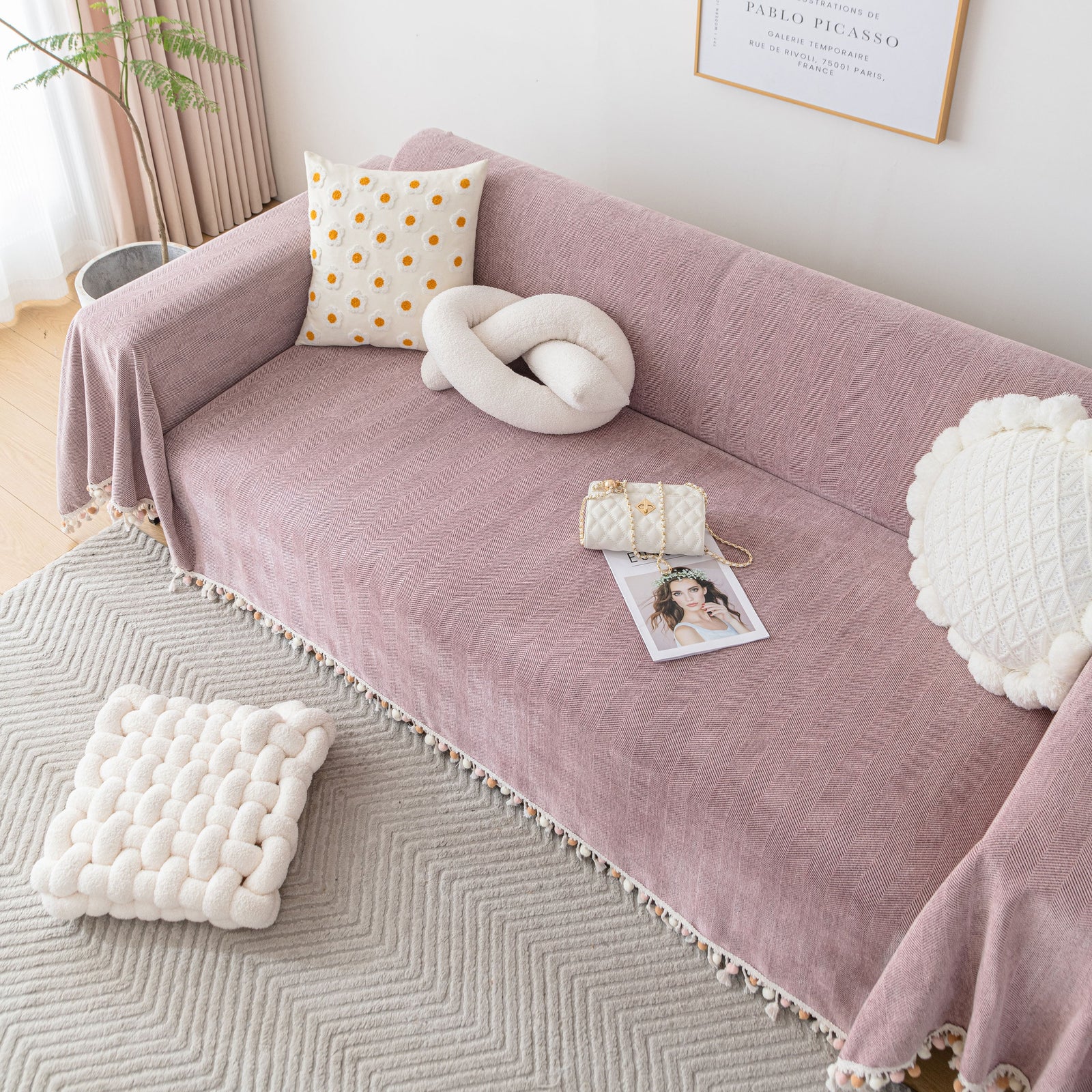 Boho Herringbone Sofa Throw Blanket with Pom Pom Tassels Stylish Furniture Slipcover